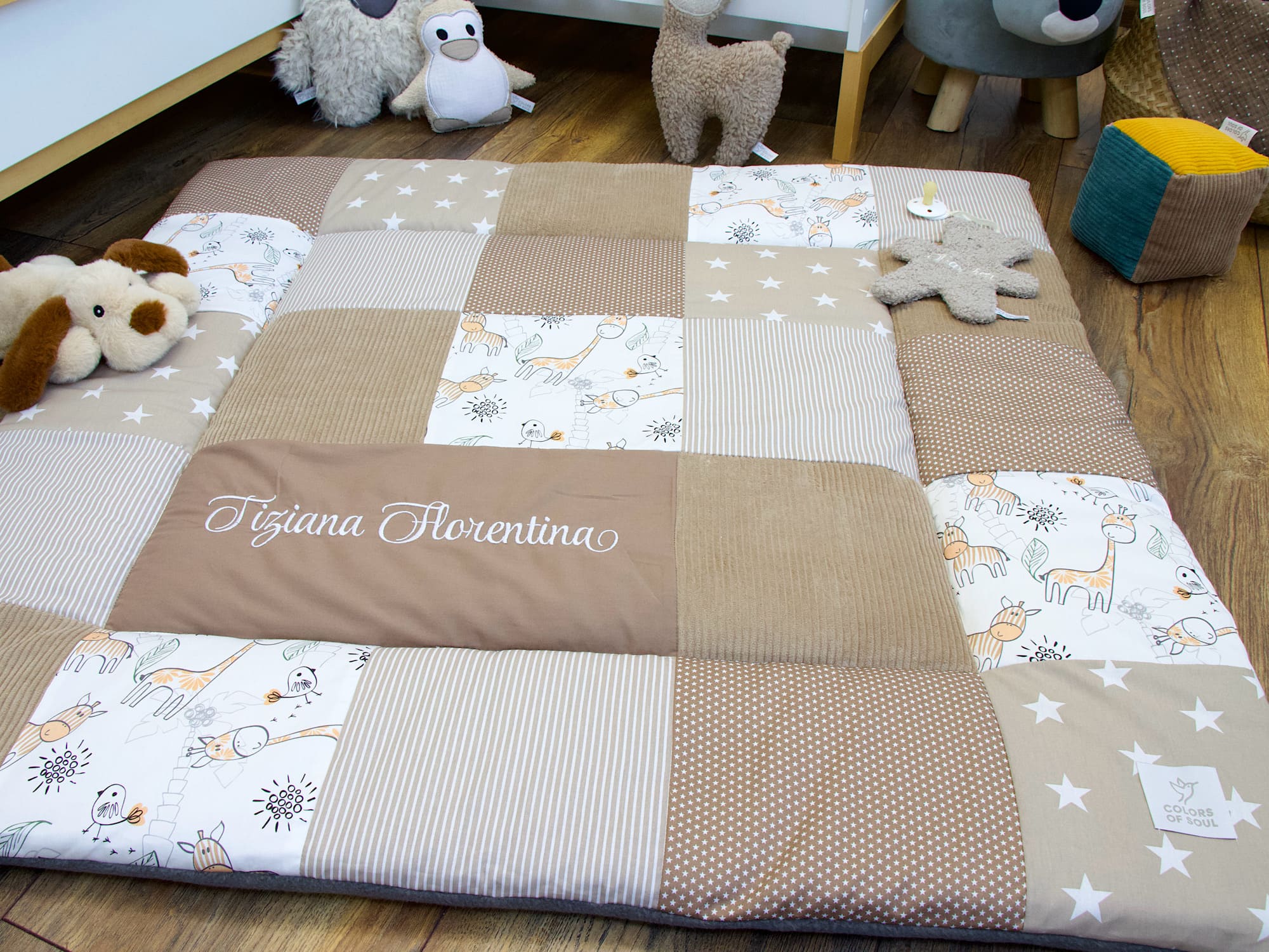 Patchwork Krabbeldecke - Giraffe und Zebra / Kord camel / sand, taupe