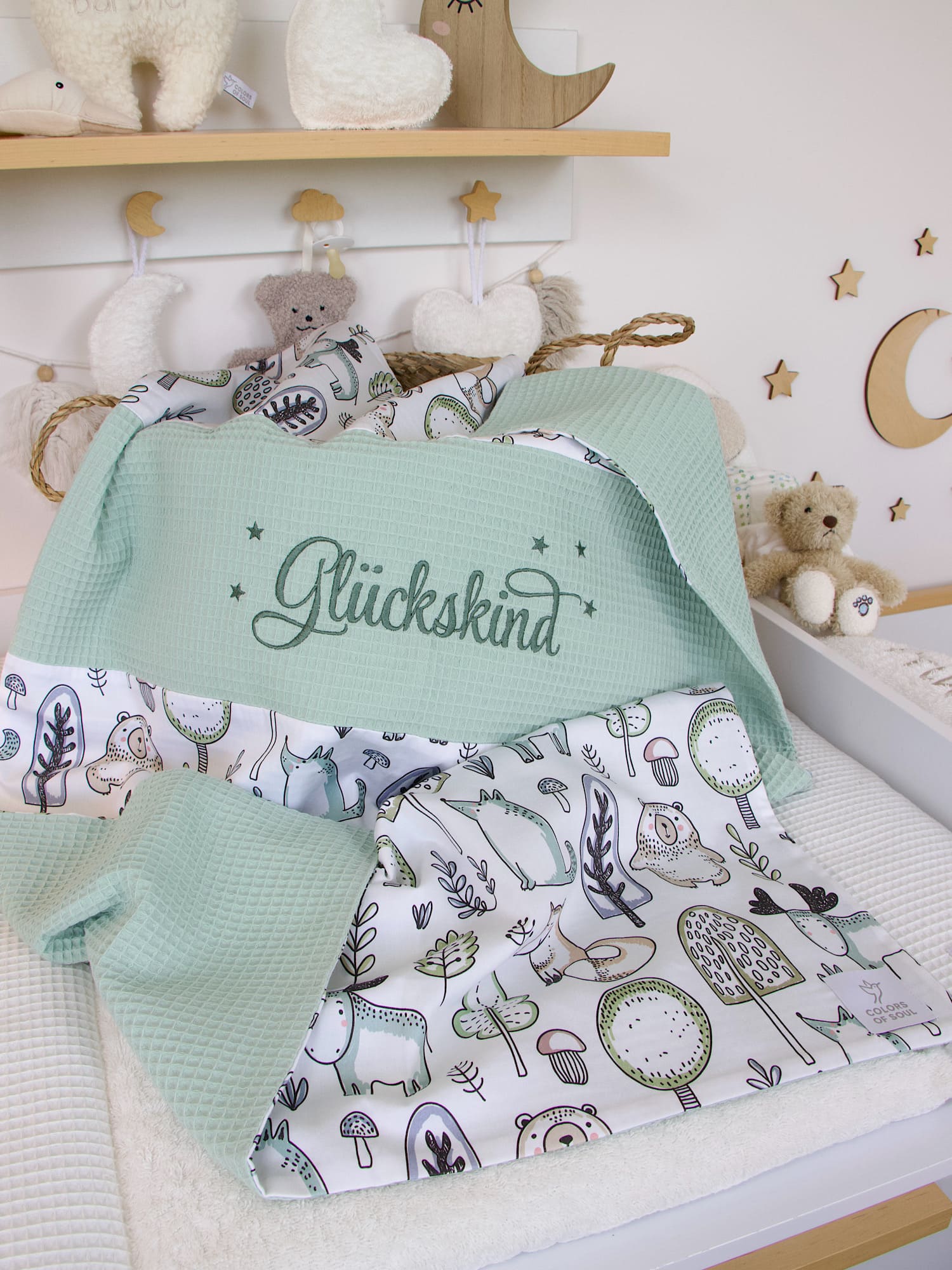 Baby Kuscheldecke mit Namen - Waldfreunde / Waffelpique hellmint