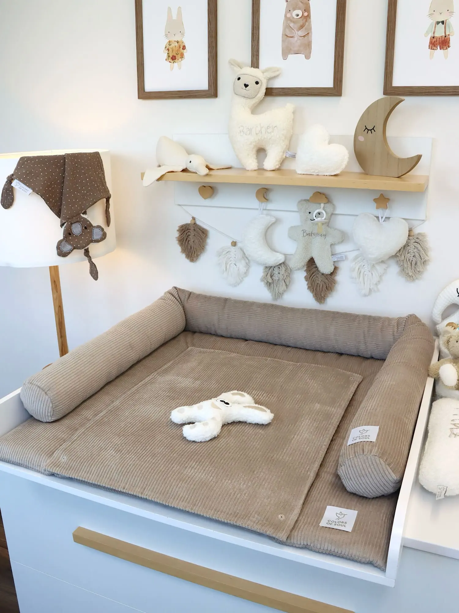 Bettschlange aus Cord Beige passend zur Wickelauflage