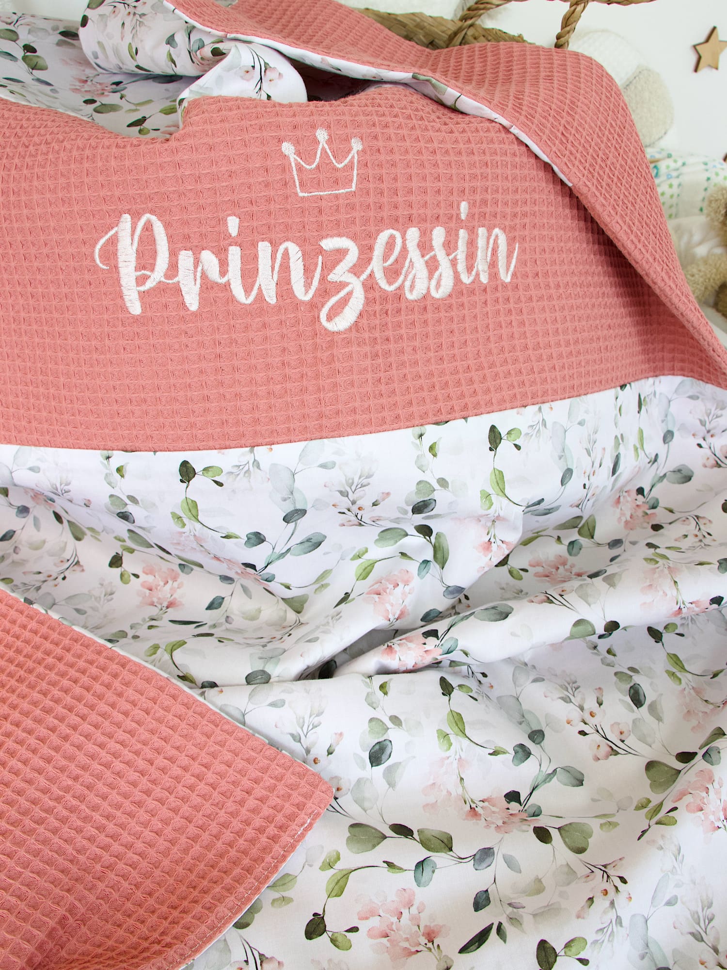 Personalisierte Kuscheldecke Baby - Gartenblumen rosa / Waffelpique blush