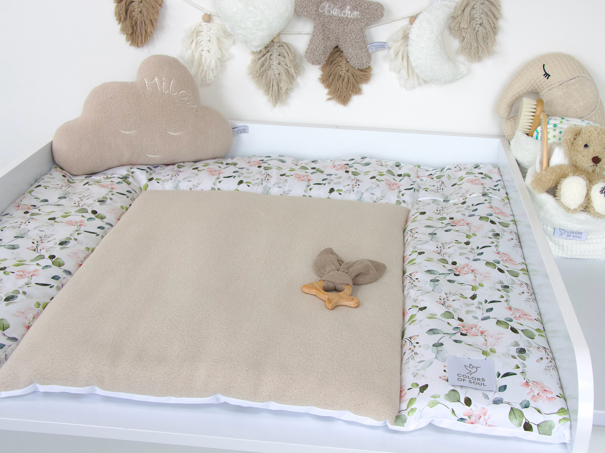 Wickeltischauflage „Gartenblumen rosa“ mit weichem Baumwollfleece in Beige