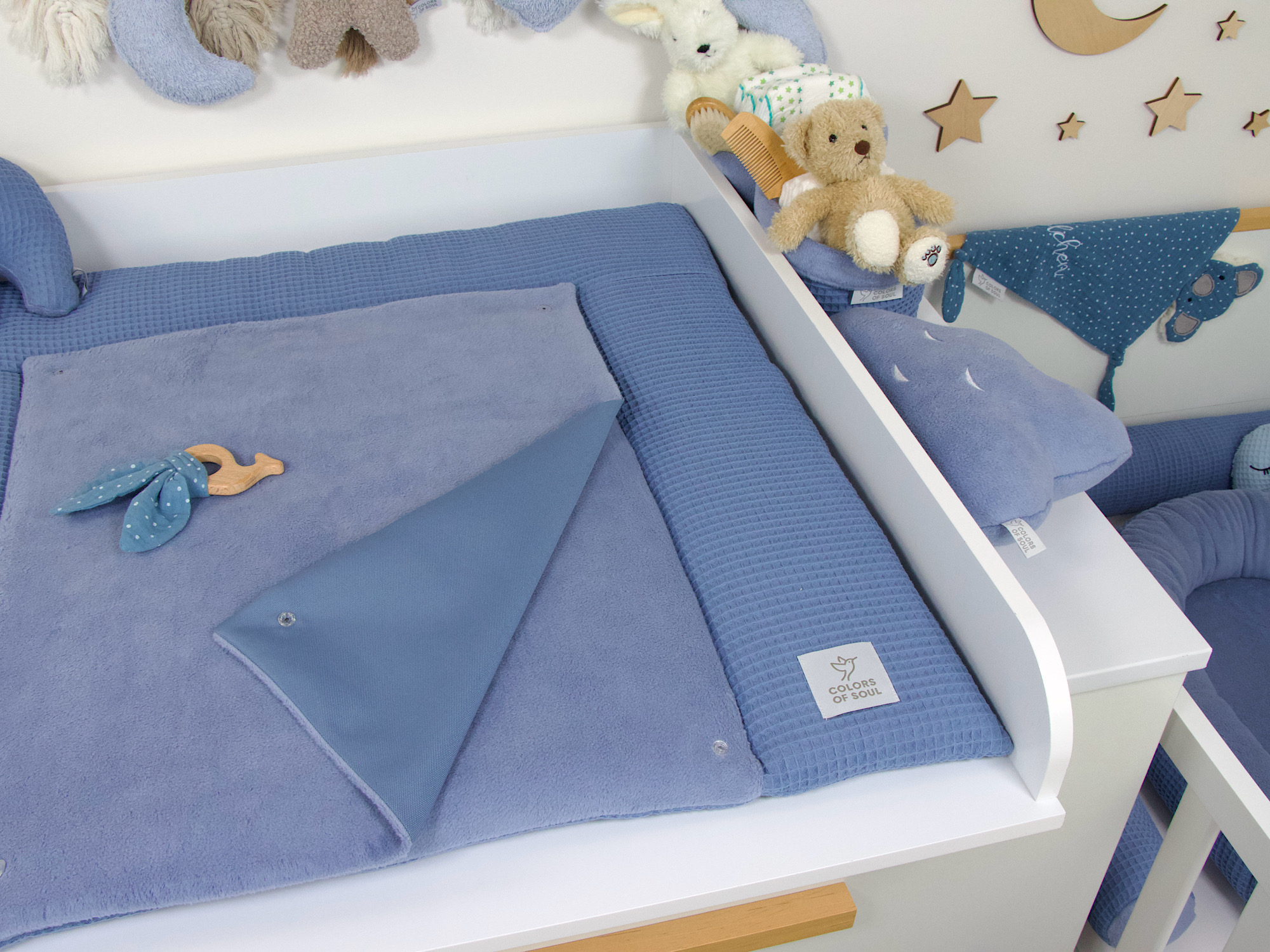 Rundum vernähte Wickelauflage ohne abnehmbaren Bezug – Waffelpique Blau / Baumwollfleece Himmelblau