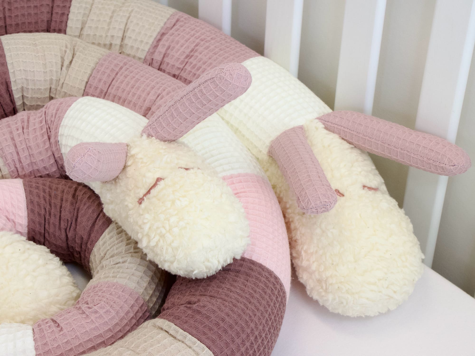 Personalisierte Puckschnecke: Waffelpique creme, altrosa, beige, alt malve, hellrosa