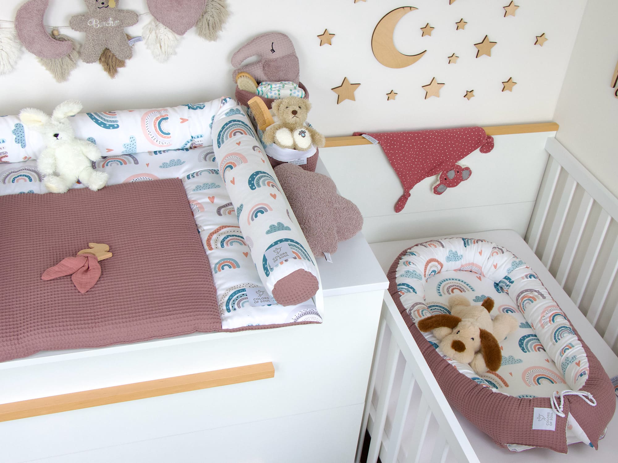 5-er SET - Wickelauflage, Babynest, Bettrolle - pastell Regenbogen und Herzen / Waffelpique alte malve