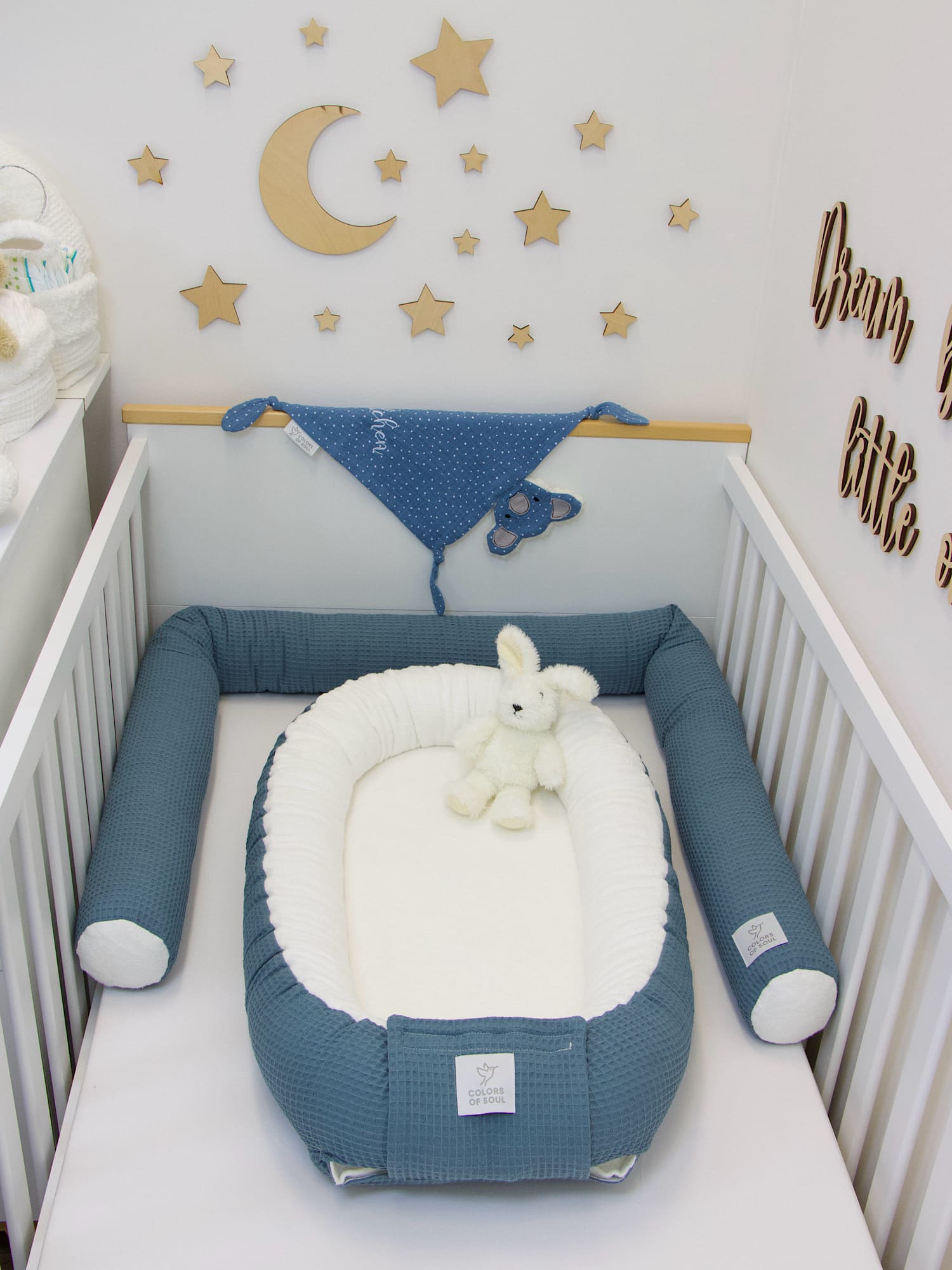 2-er SET - 3-teiliges Babynest, Bettschlange - Waffelpique stahlblau / Baumwollfleece creme