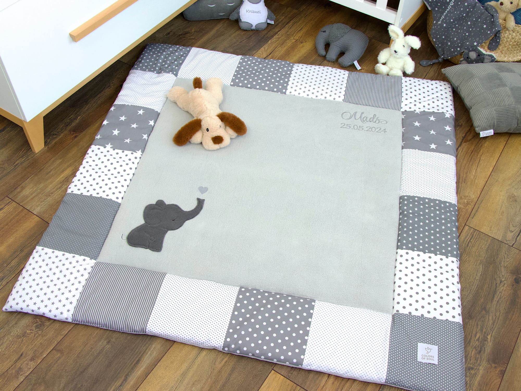 Patchwork Krabbeldecke Grau mit Sterne- und Punktedesign