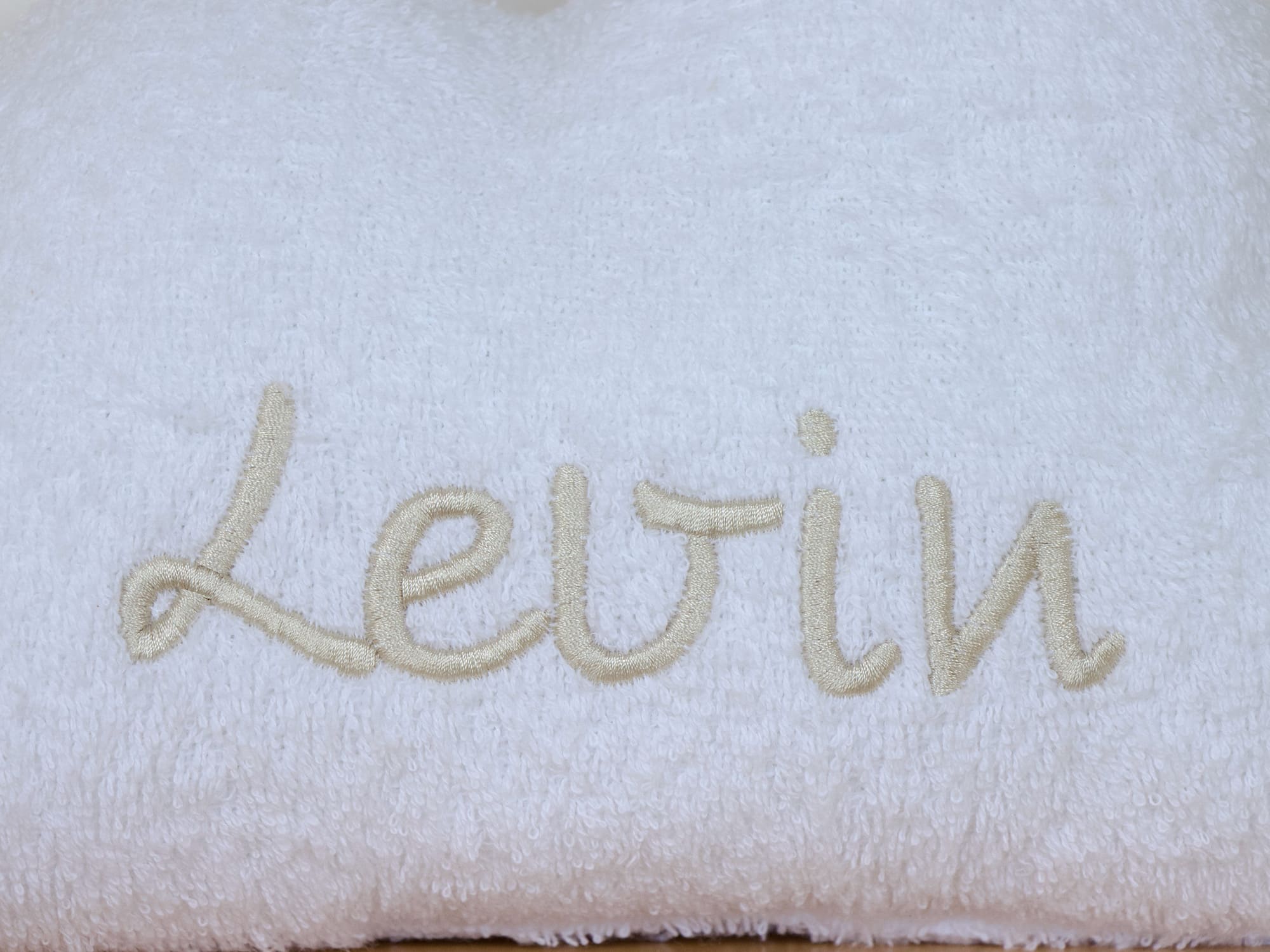 Kuschelweiches Frottee-Wolkenkissen Weiß – Geschenk zur Geburt oder Taufe