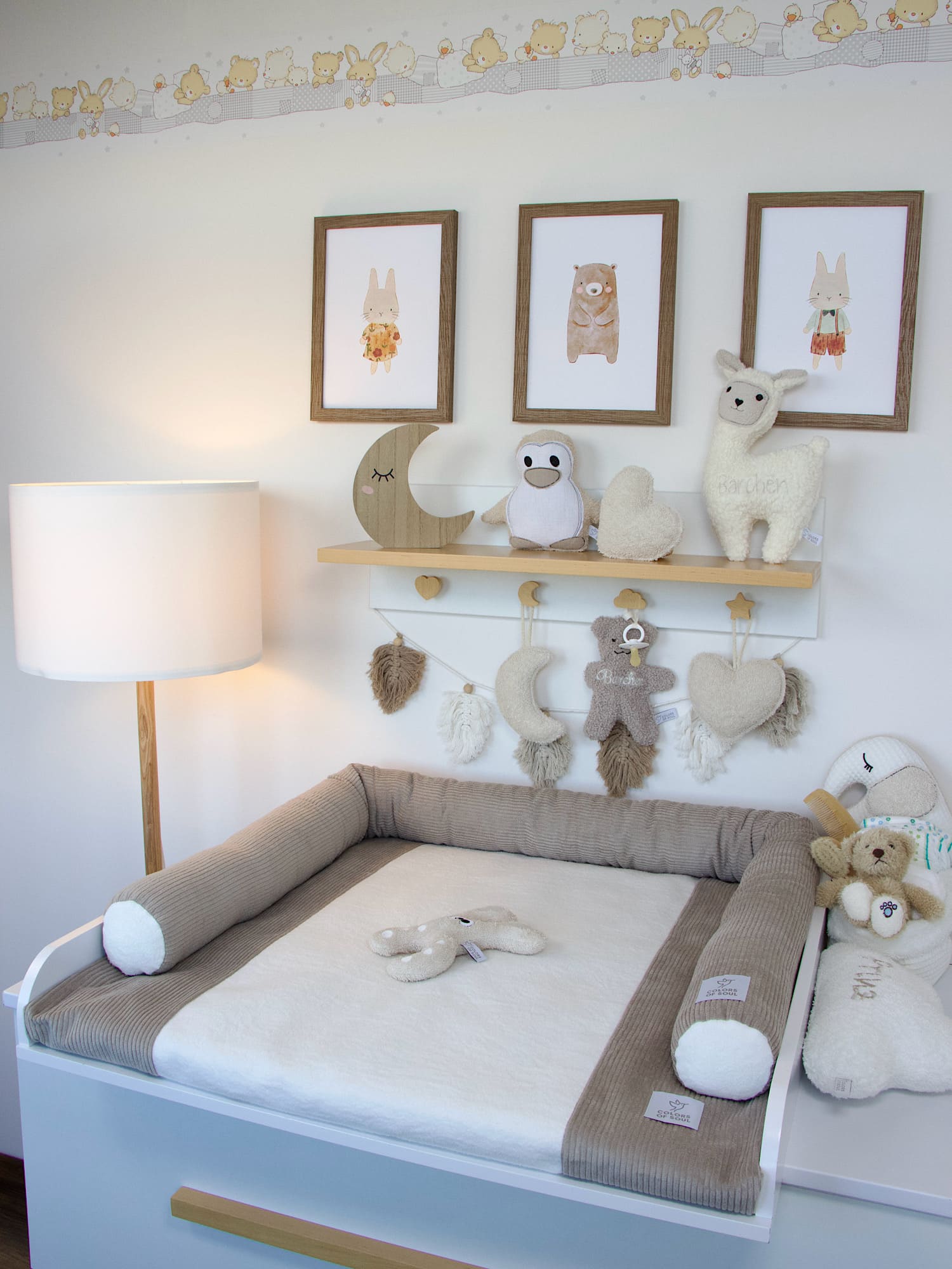 Wickelauflage mit weicher Umrandung in natürlicher Beige Creme Farbkombination