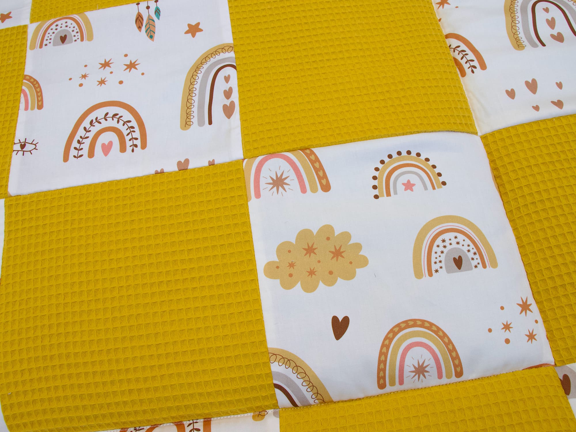 Krabbeldecke - Waffelpique gelb / Baby boho Regenbogen