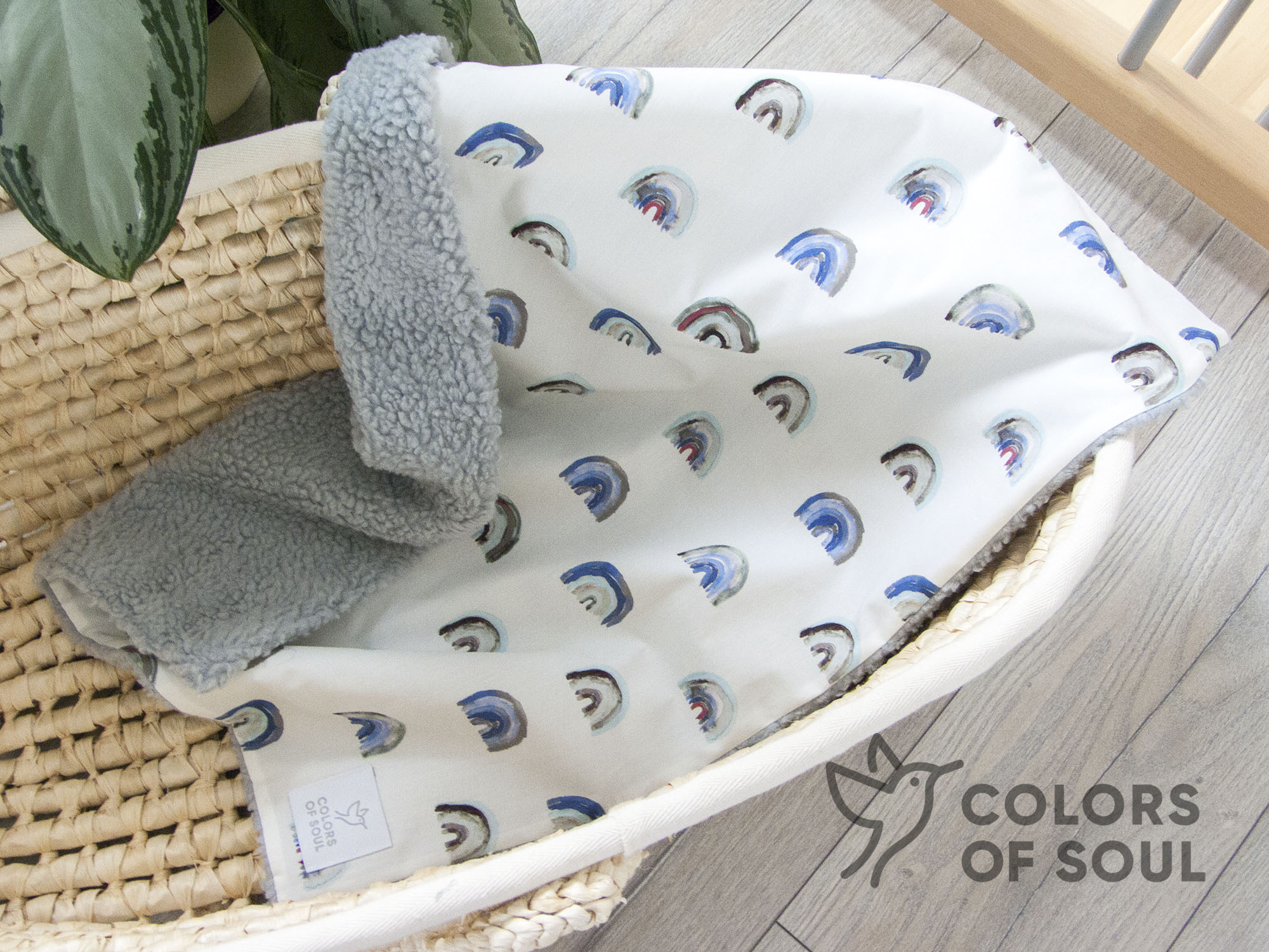 Babydecke - Regenbogen blau / Teddyplüsch hellgrau