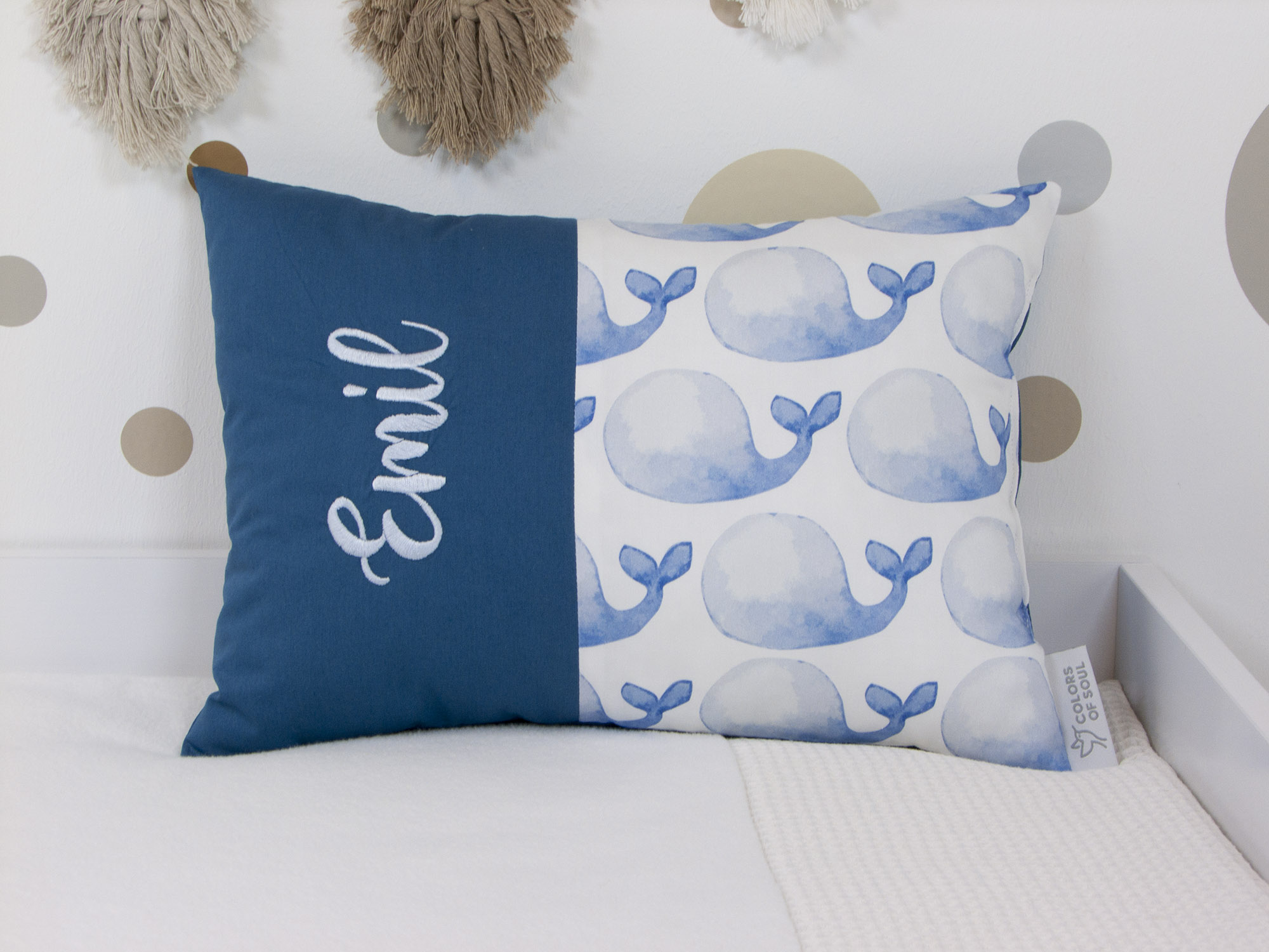 Handgefertigtes Babykissen blaue Wale Aquarell / blau