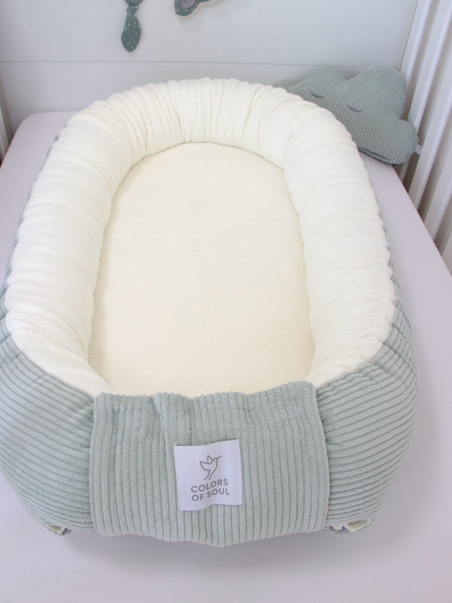 Babynestchen - Kordstoff mint / Baumwollfleece creme