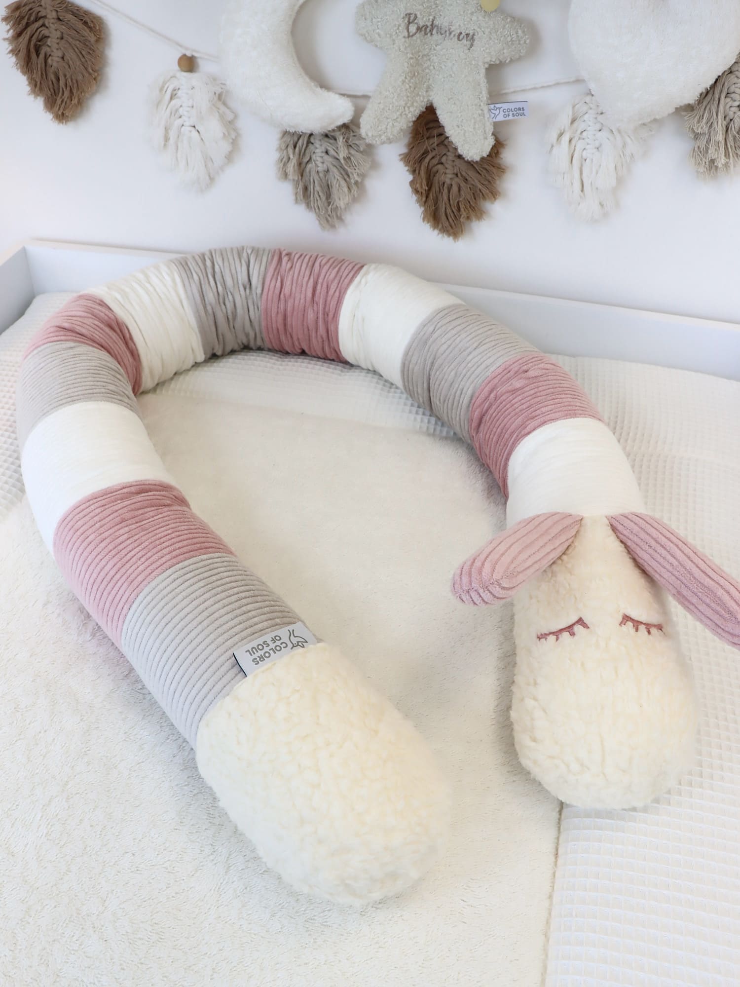 Cord-Puckschnecke in Pastelltönen – perfekte Kombination aus Geborgenheit und modernem Design