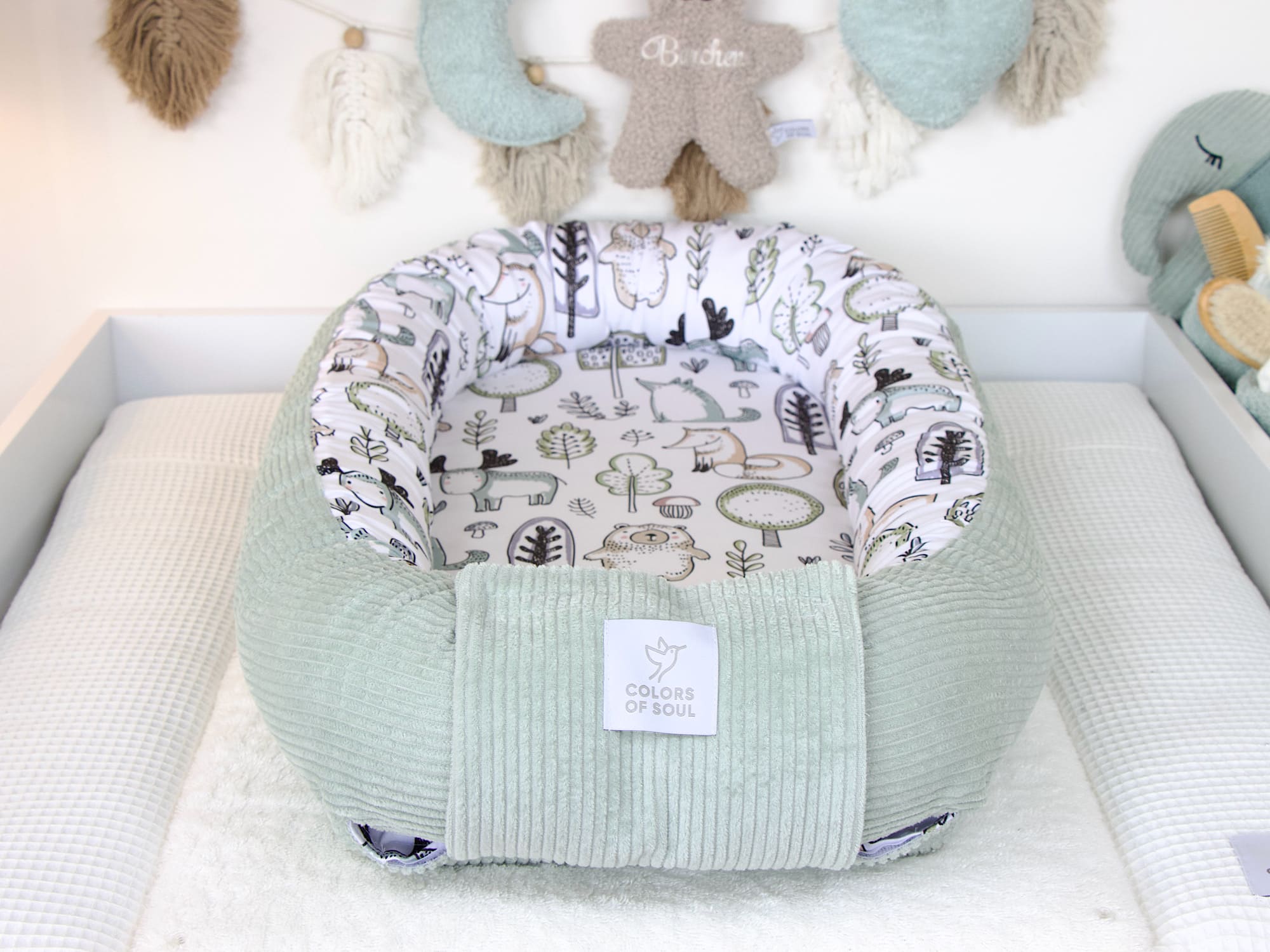 Babynest Cord mint und Waldfreunde