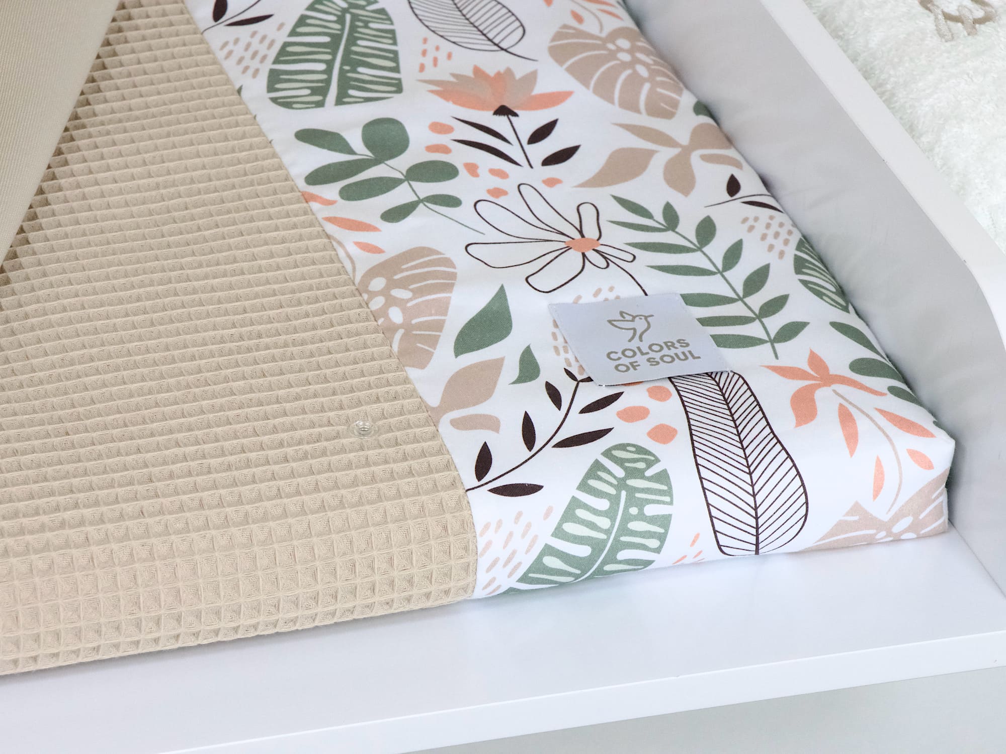 5-er SET - Wickelauflage mit Inlett, Babynestchen, Bettschlange - Tropical Blumen / Waffel beige