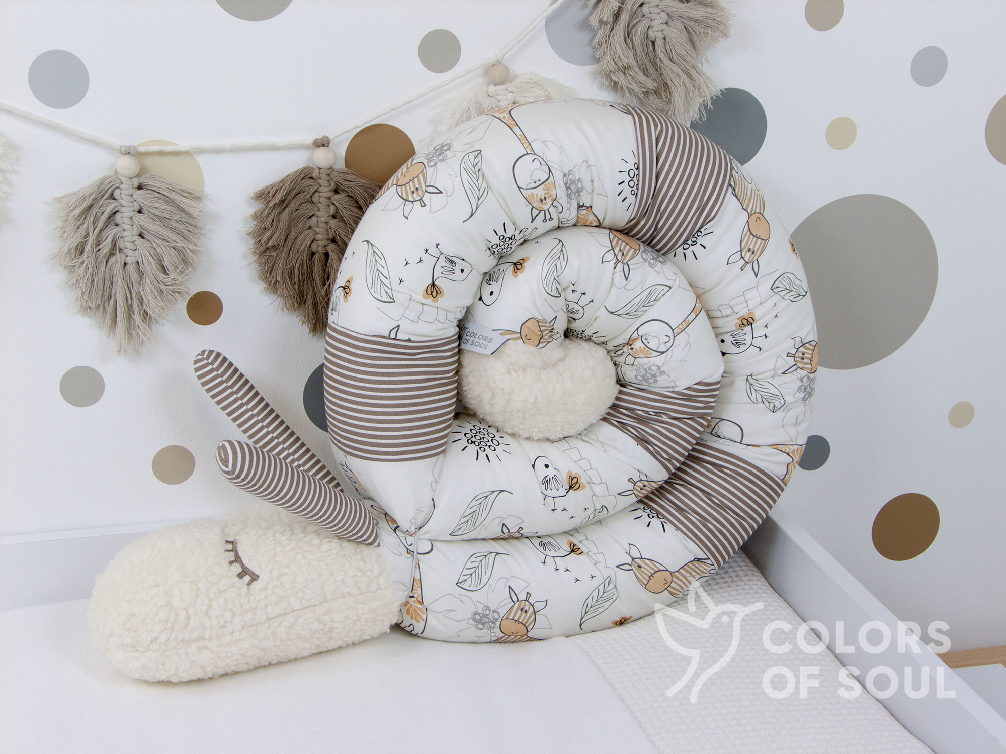 Puckschnecke "Bruno" - Giraffe und Zebra / taupe