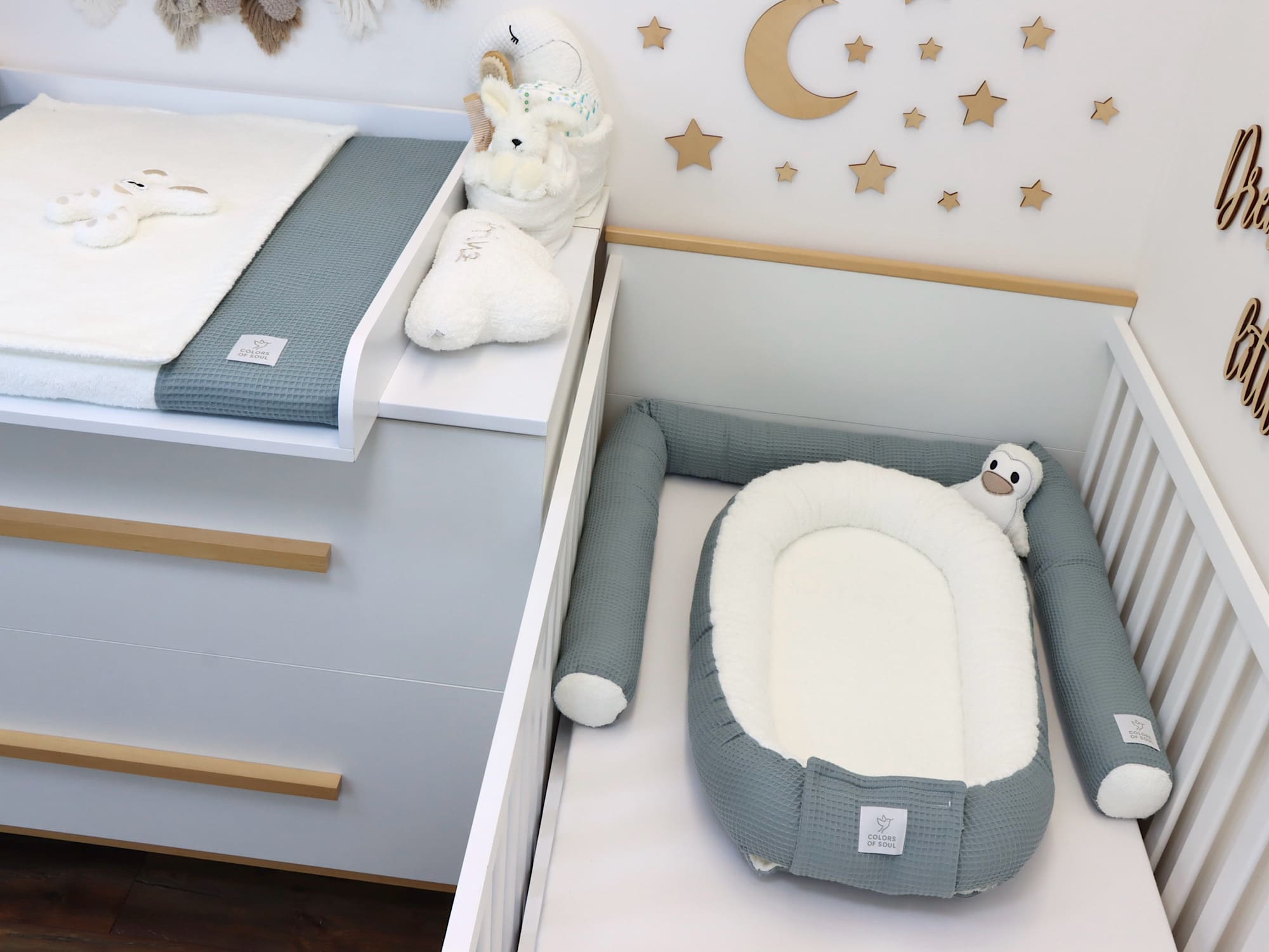Babynestchen - Waffelpique Dusty Altmint / Frottee creme
