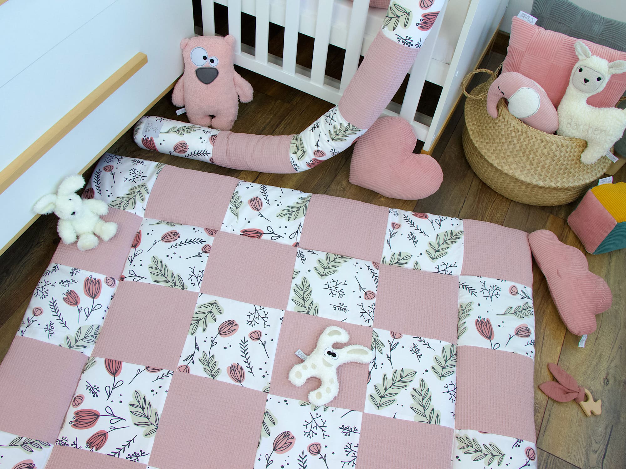Patchwork Krabbeldecke abstrakt pastell Tulpen / Waffelpique altrosa