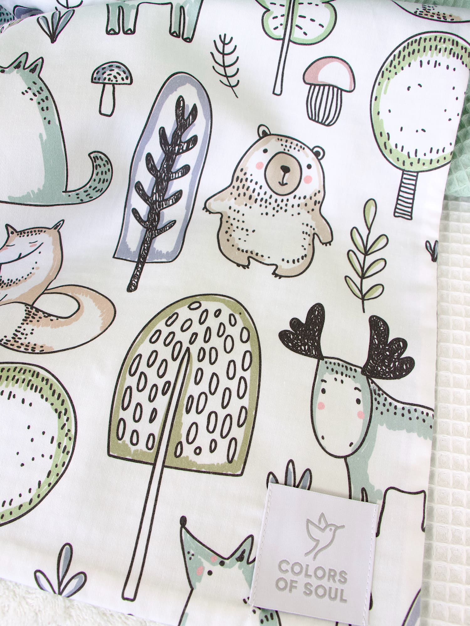 Baby Kuscheldecke mit Namen - Waldfreunde / Waffelpique hellmint