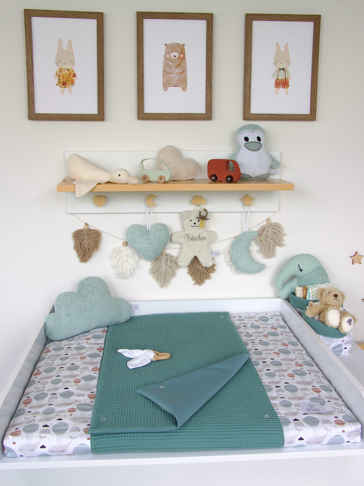 Wickelauflage mit Inlett - schlafende Wale und Luftballons / Waffelpique altgrün