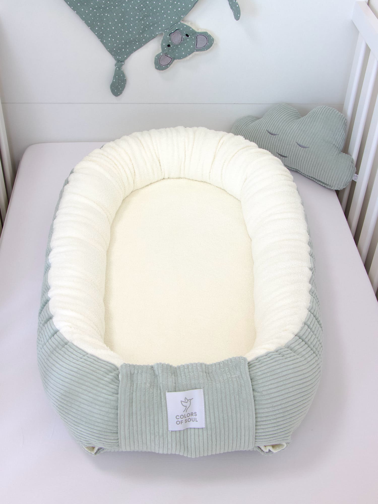 Babynestchen - Kordstoff mint / Baumwollfleece creme