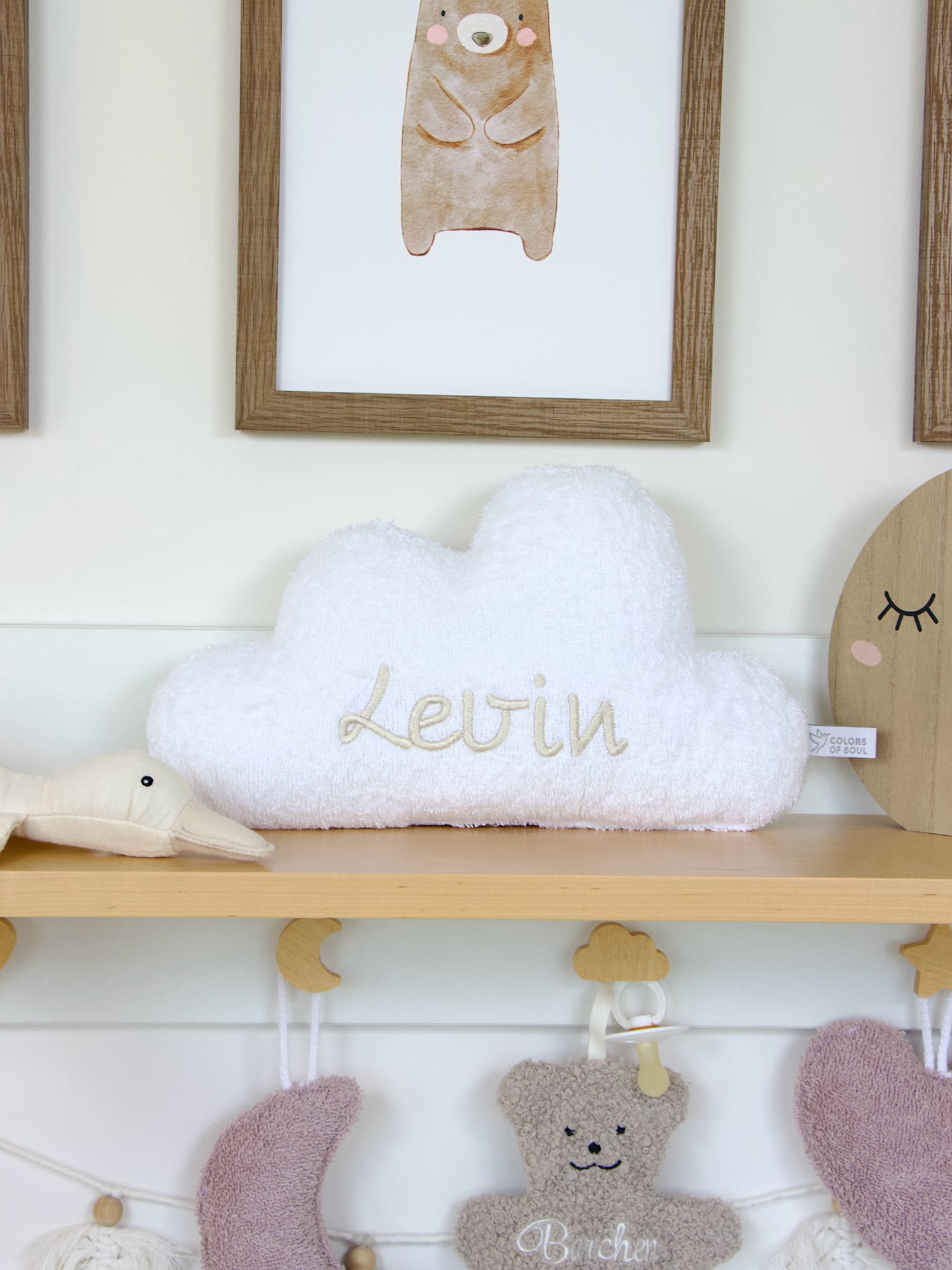 Baby Wolkenkissen in Weiß – flauschig, elegant & mit individueller Stickerei