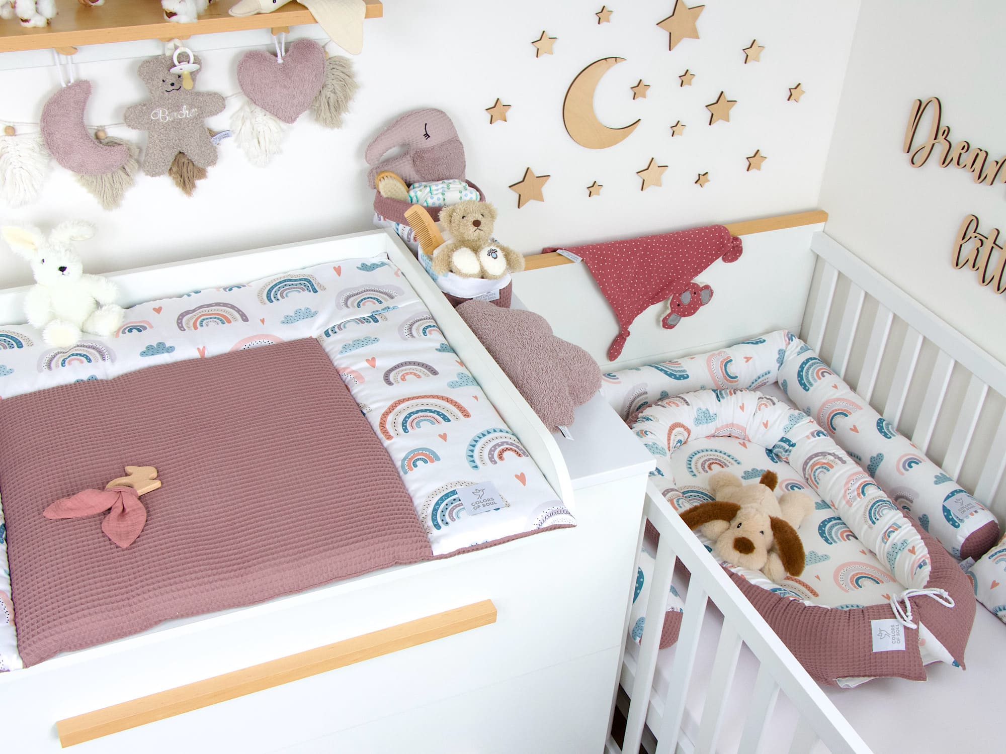 5-er SET - Wickelauflage, Babynest, Bettrolle - pastell Regenbogen und Herzen / Waffelpique alte malve