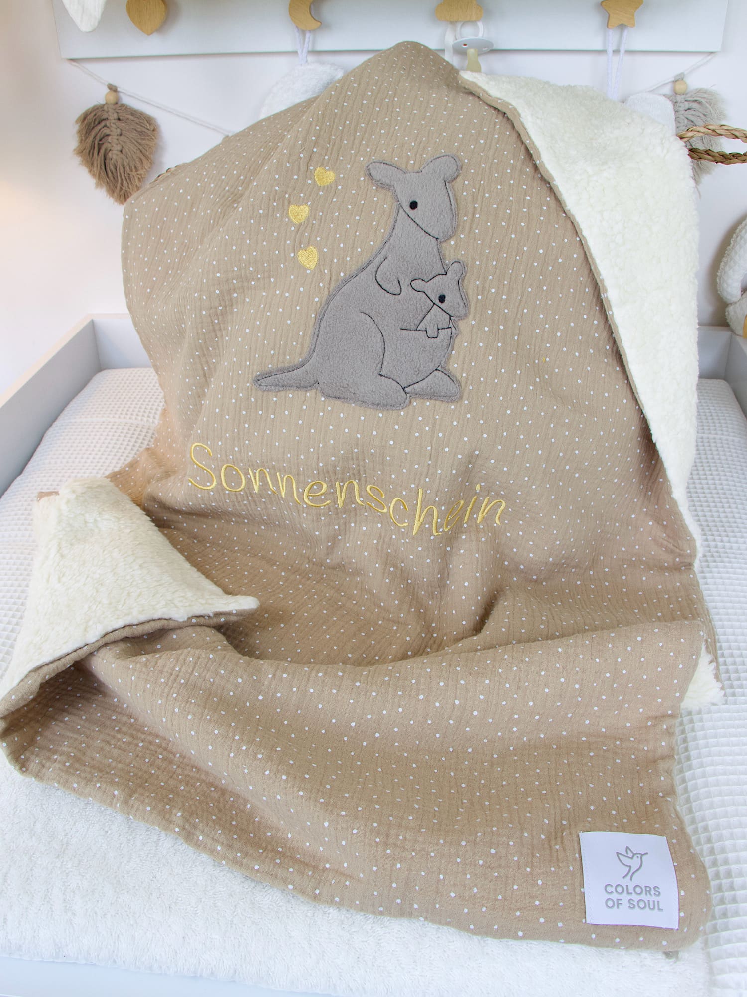 Babydecke personalisiert mit Namen und Känguru