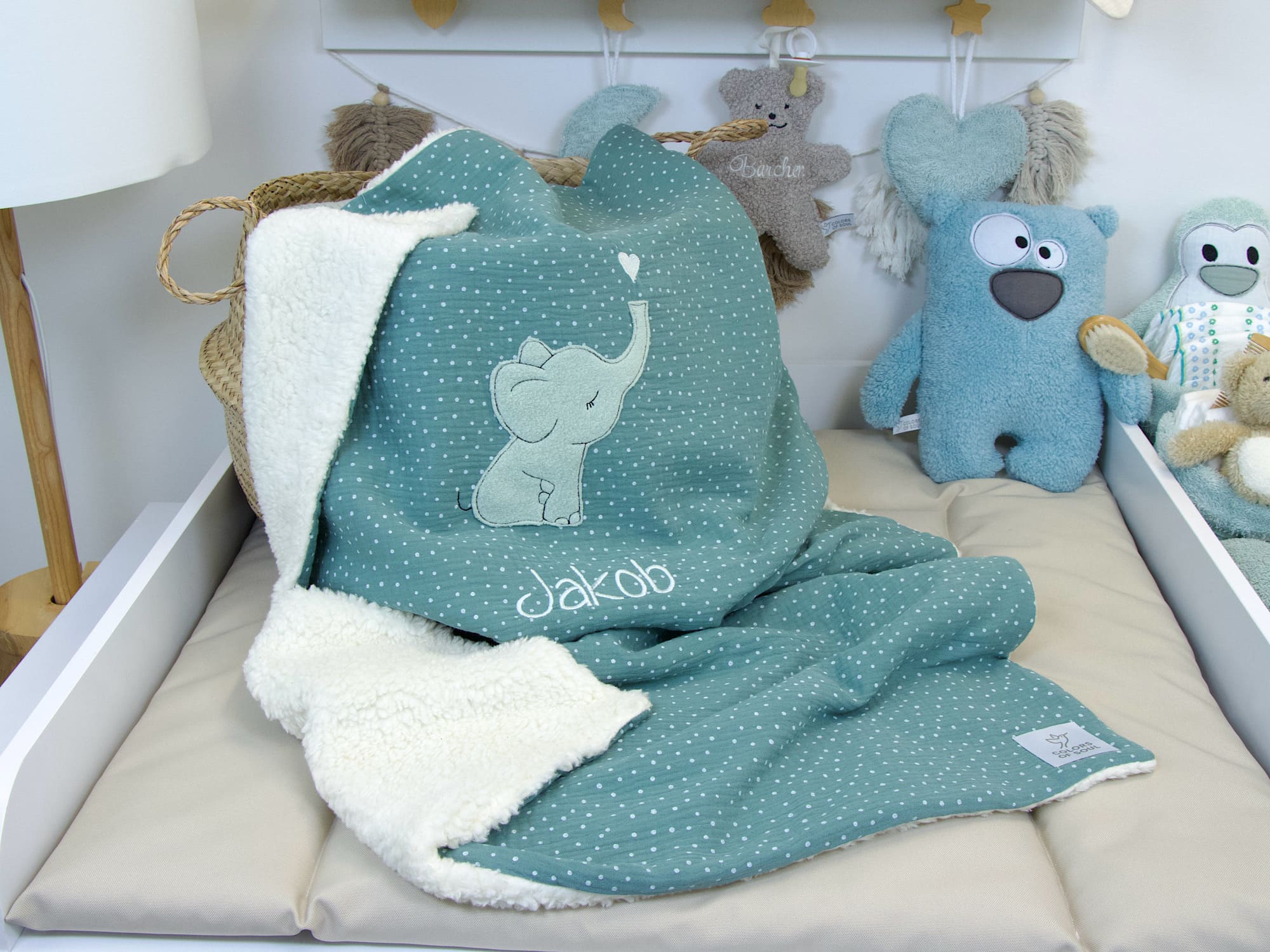 Kuscheldecke Elefant mit Herz - Musselin mit weißen Punkten altgrün / Teddyplüsch creme