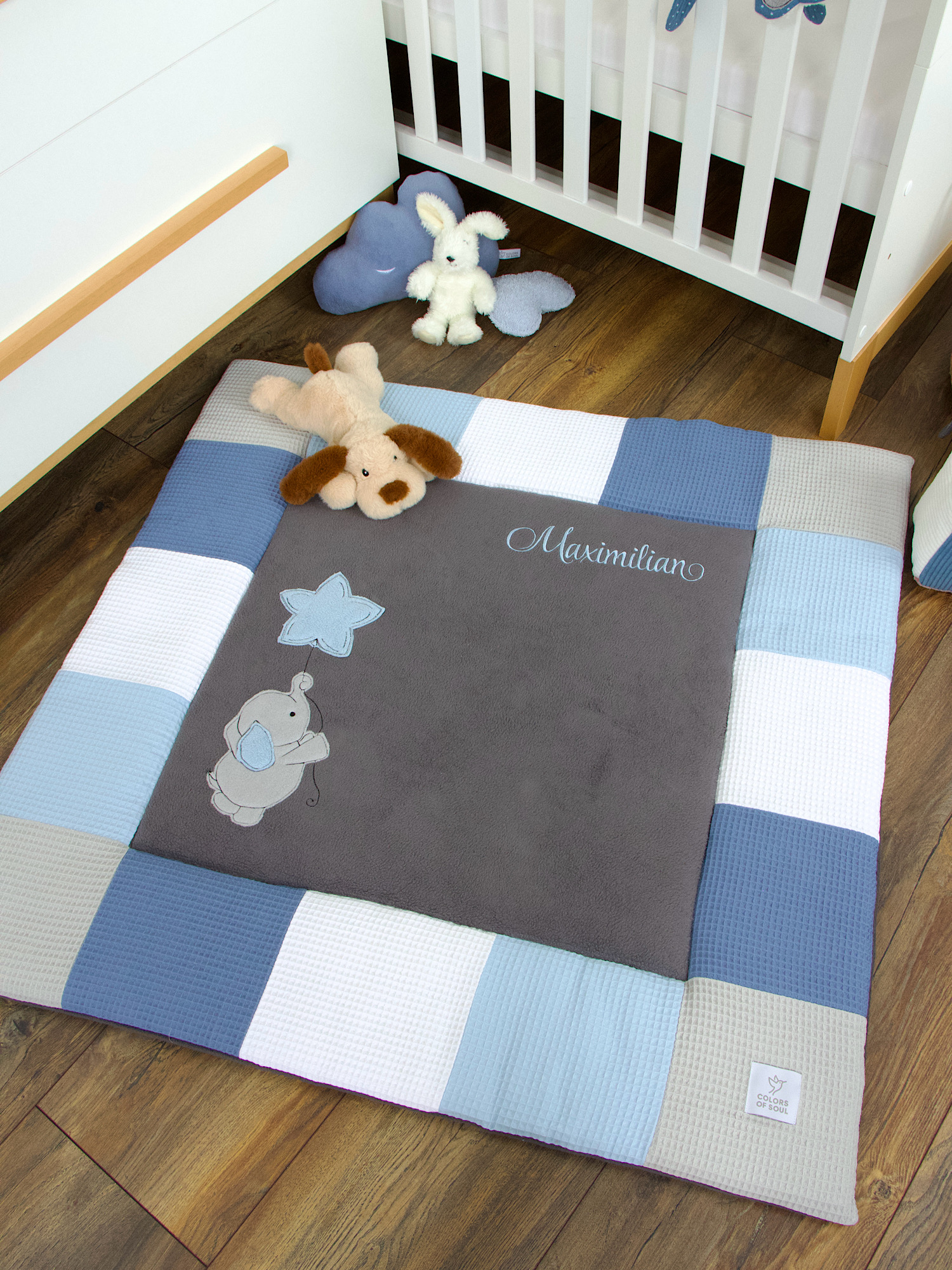Handgemachte Baby Krabbeldecke mit Elefant und Stern in Grau-Blau mit Waffelpique Patchwork