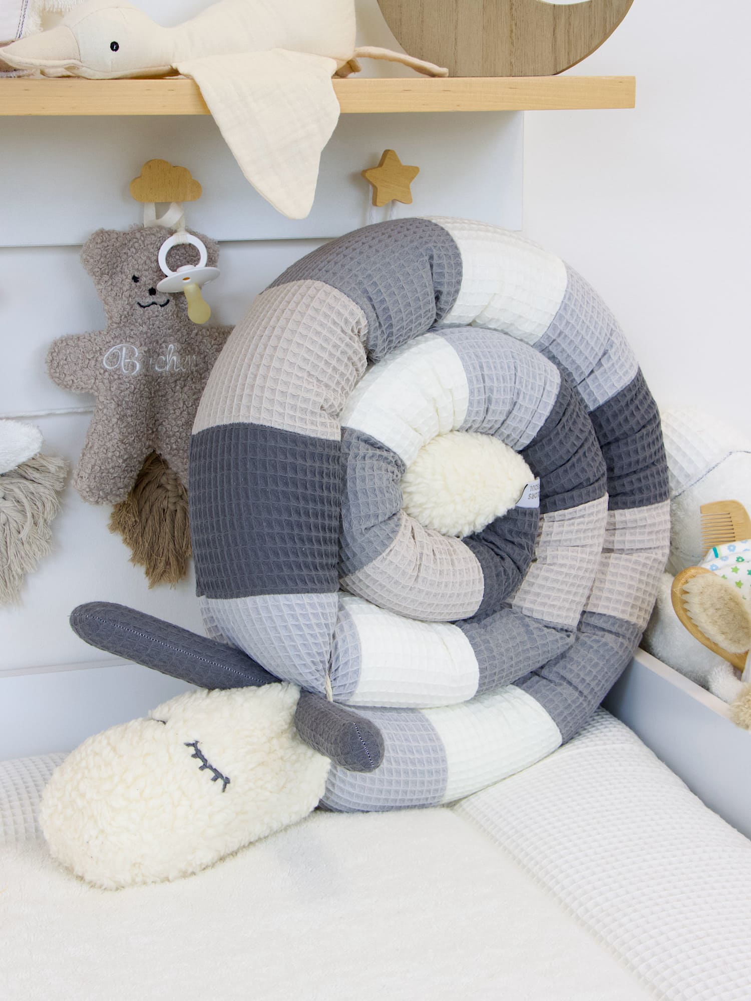 Puckschnecke personalisiert: Waffelpique hellgrau, creme, grau, beige, steingrau