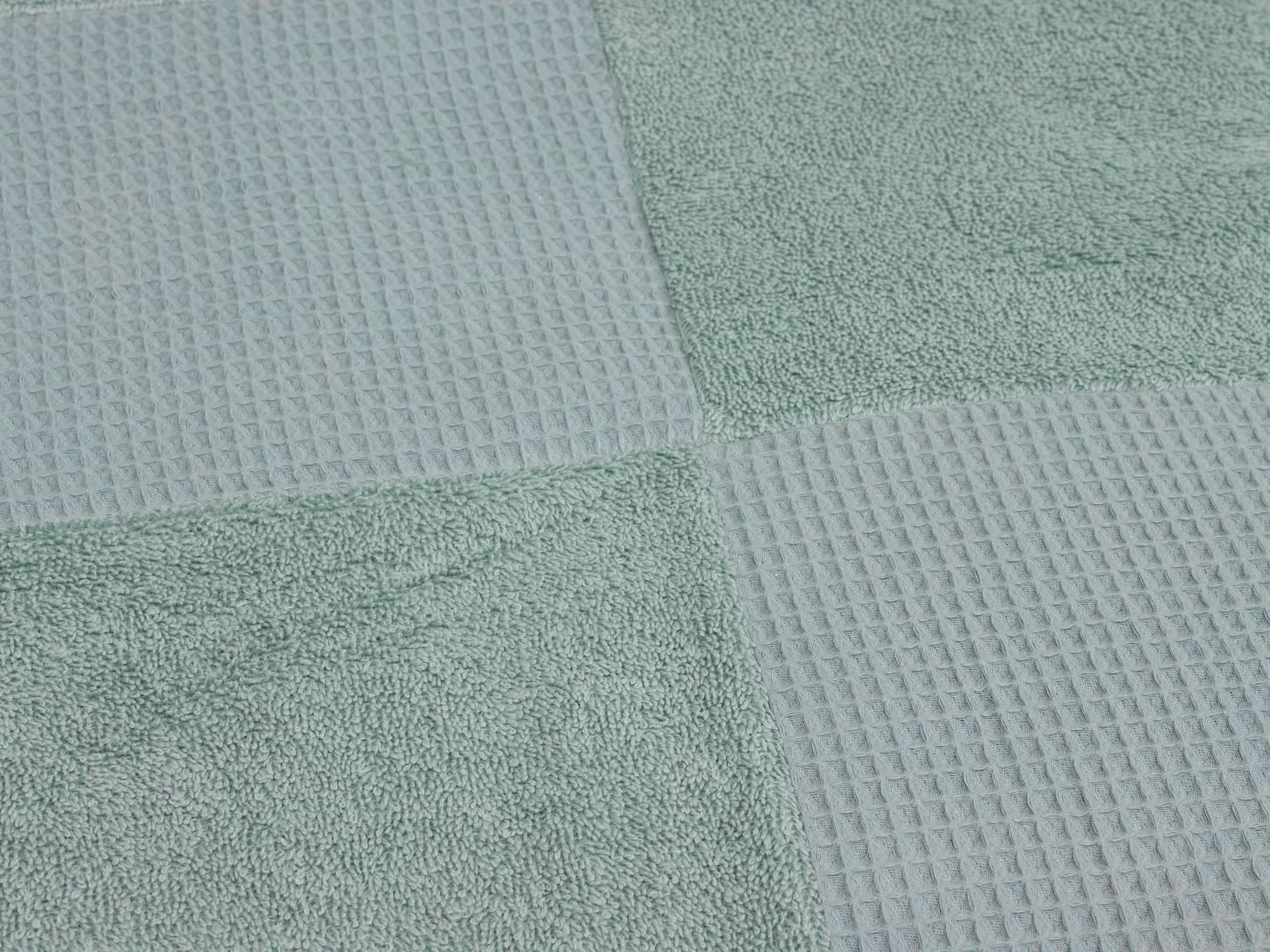 Patchwork Krabbeldecke - Waffelpique / Frottee dusty altmint
