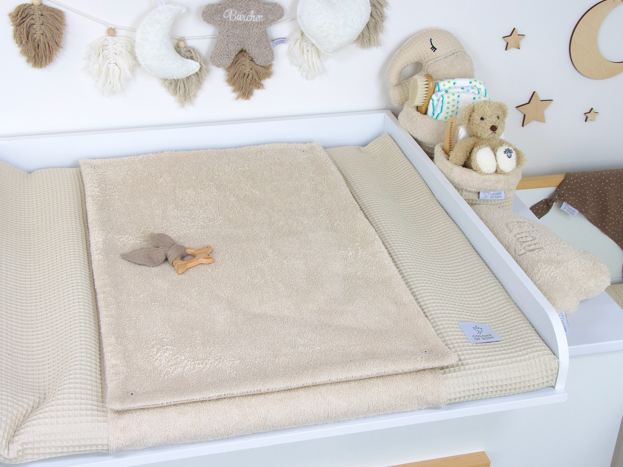 2er Set Wickelauflage mit abnehmbarem Bezug und Inlett sowie Bettschlange – natürliche Farben und hochwertige Materialien in Light Sand.