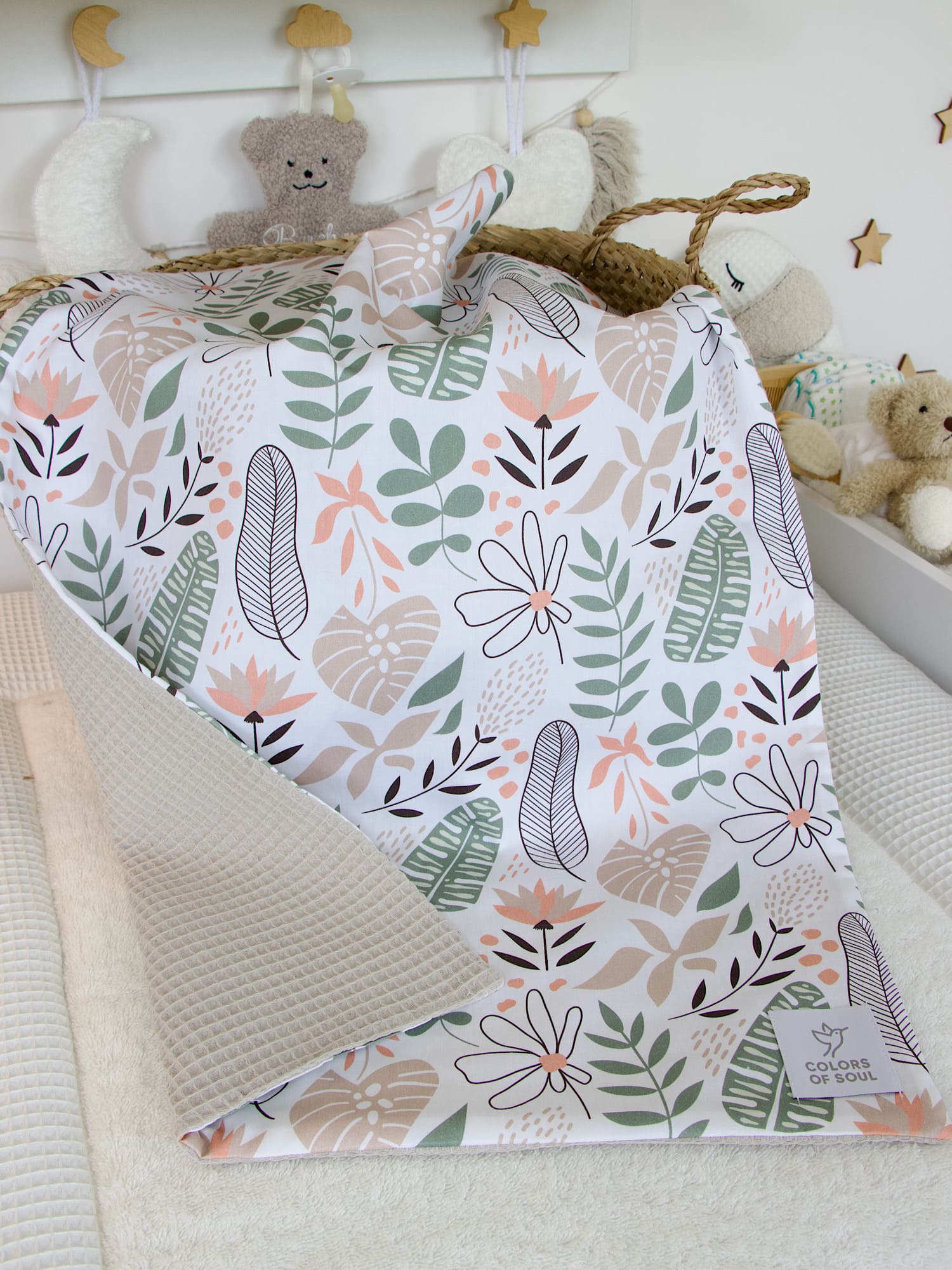 Personalisierte Babydecke - tropical Blumen pastell / Waffelpique beige