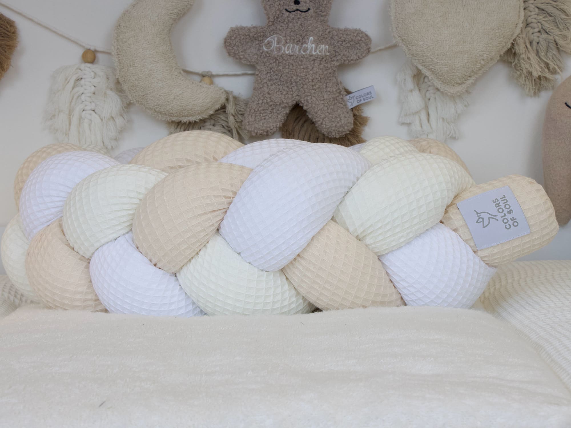 Geflochtene Bettumrandung – Waffelpique weiß, creme, hellbeige für das Babyzimmer