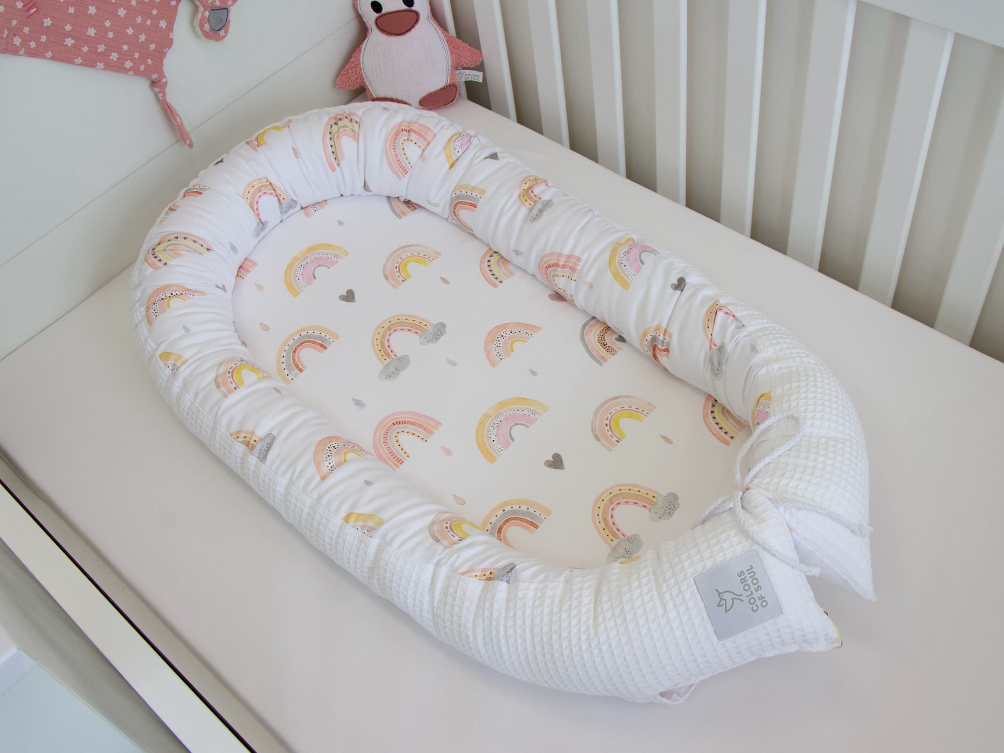 Babynestchen - Regenbogen Aquarell / Waffelpique weiß