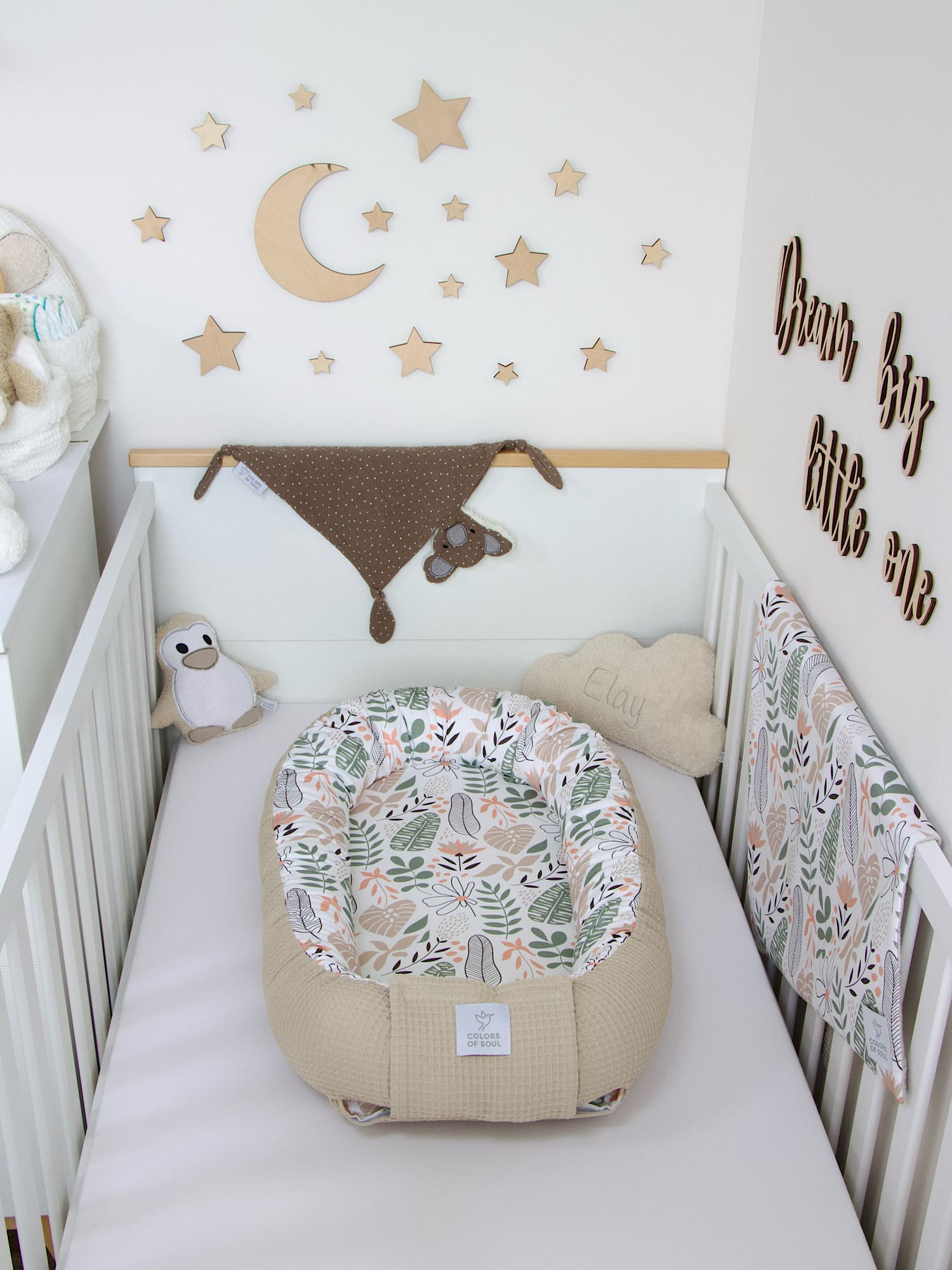 Babynestchen - tropical Blumen pastell / Waffelpique beige