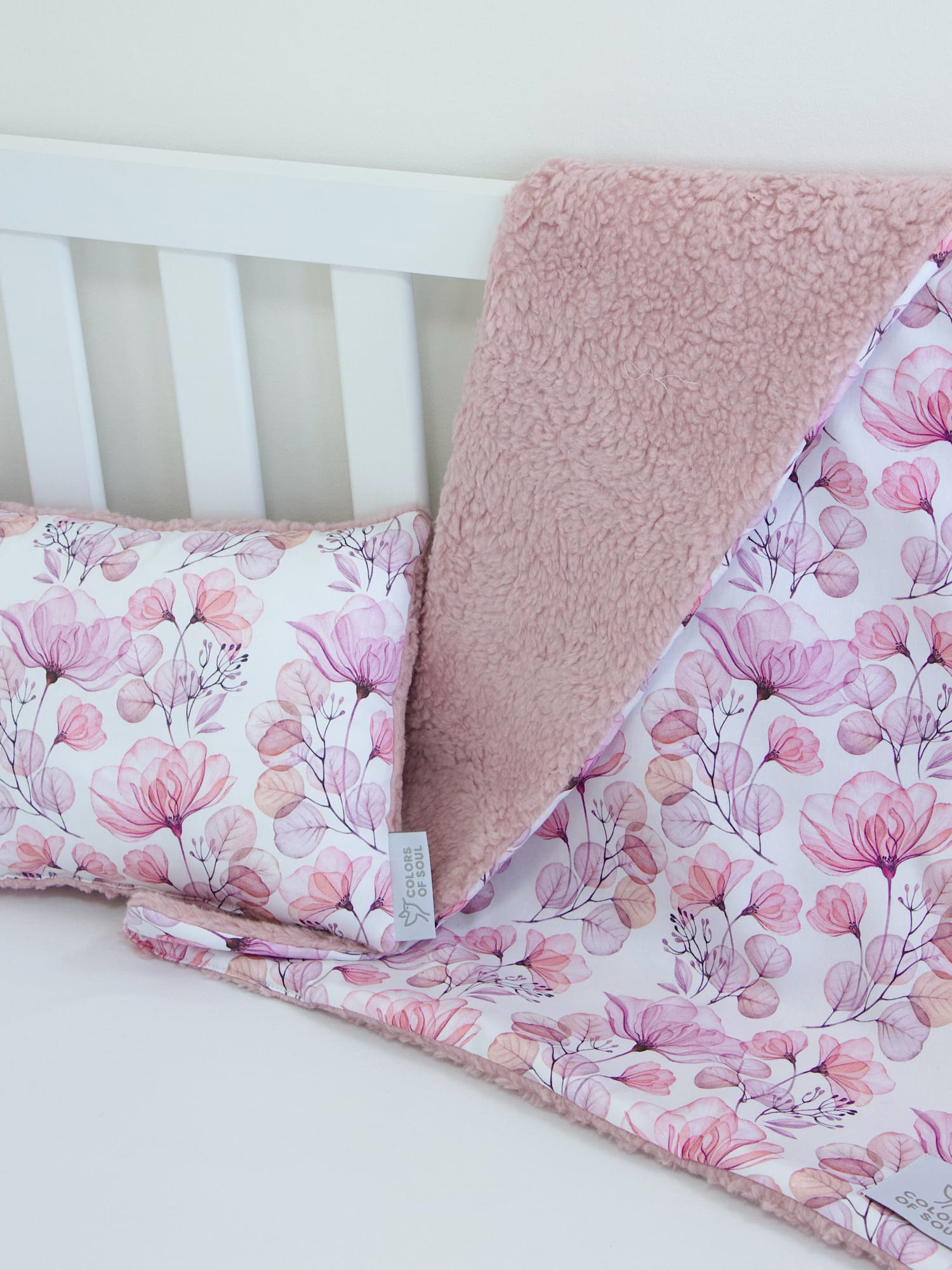 Babydecke - Tulpenmagnolie Aquarell groß / Teddyplüsch creme