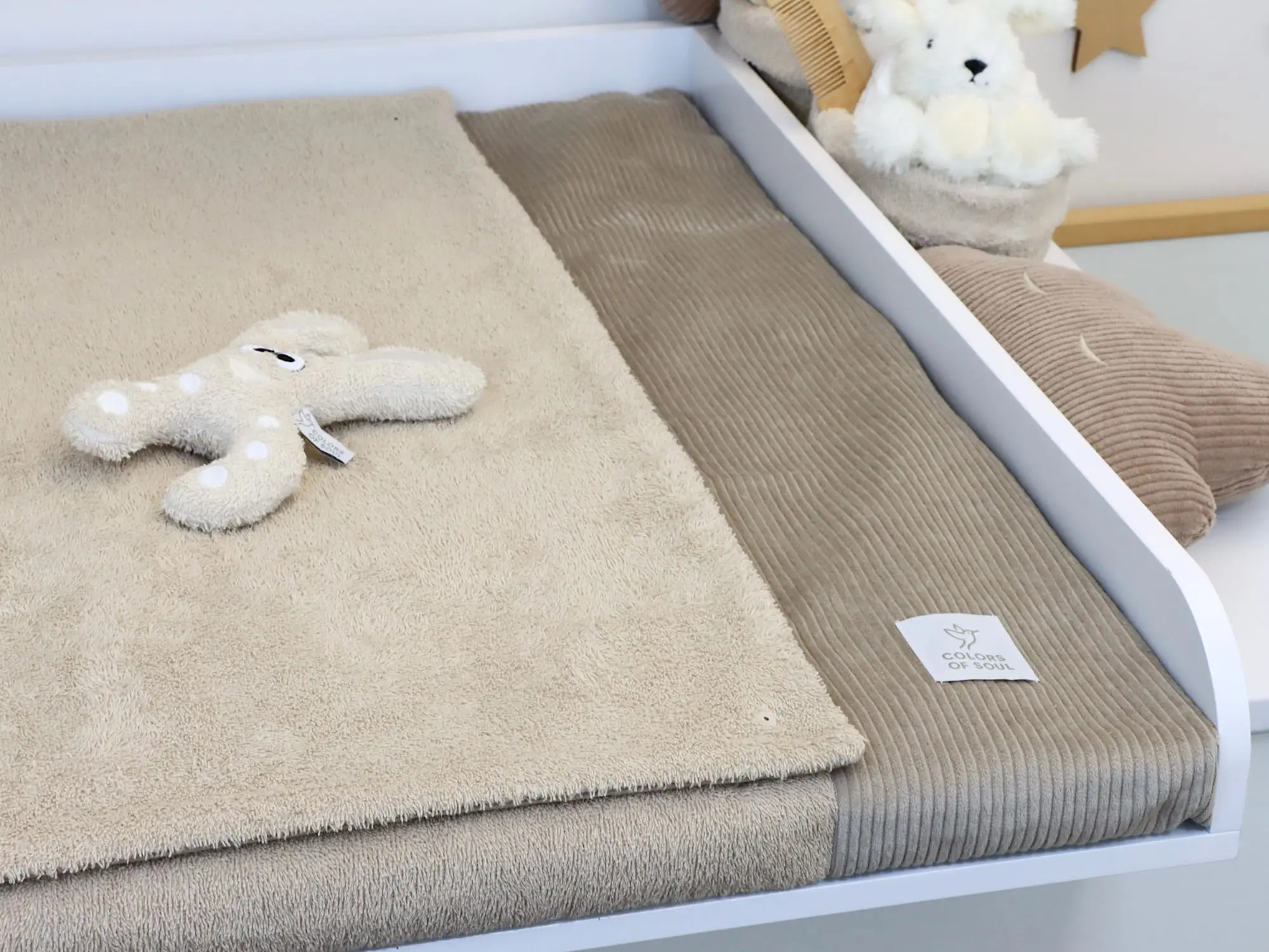 Weiche Wickelauflage aus Frottee und Cord Beige für Babys
