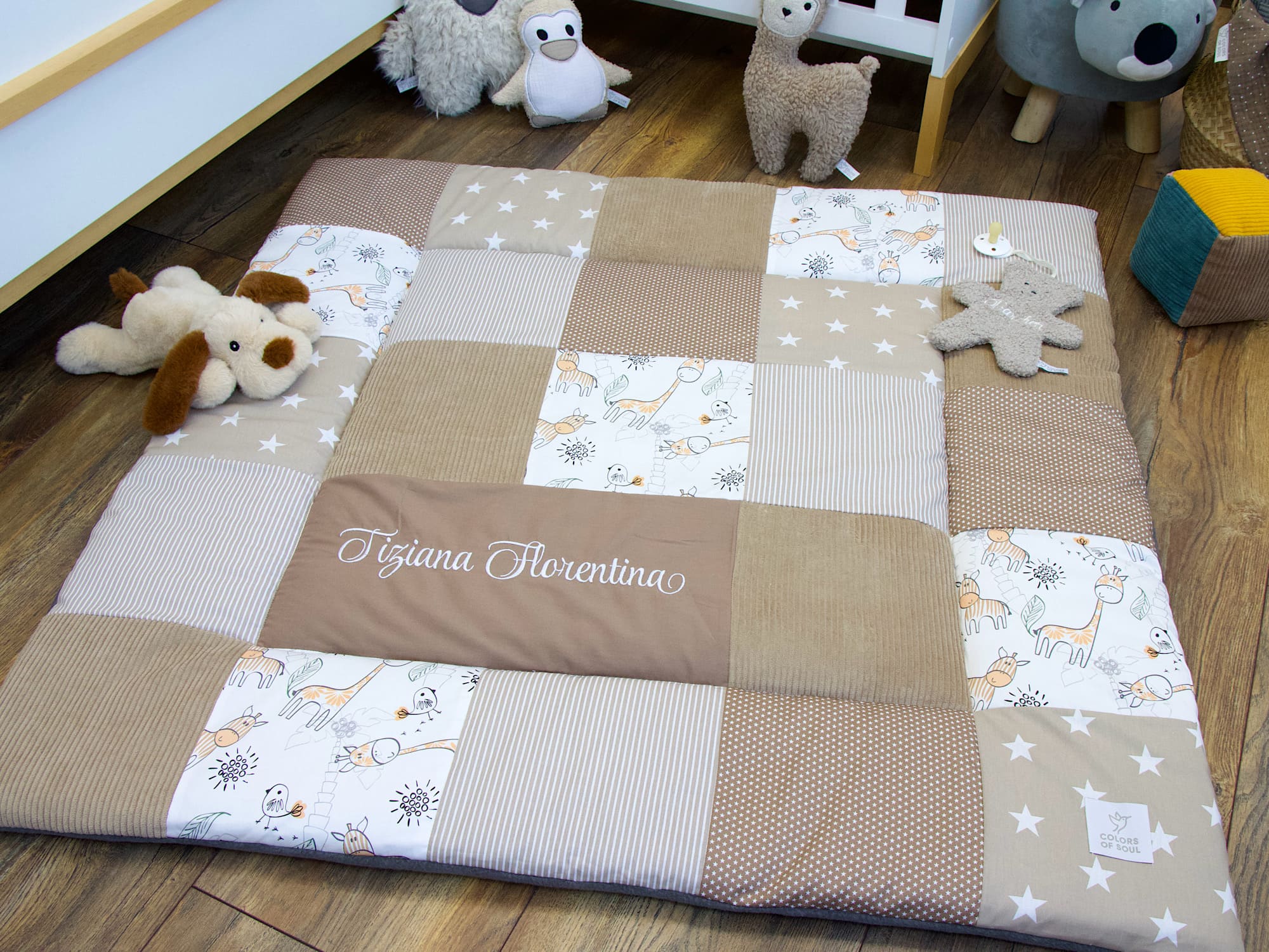 Patchwork Krabbeldecke - Giraffe und Zebra / Kord camel / sand, taupe