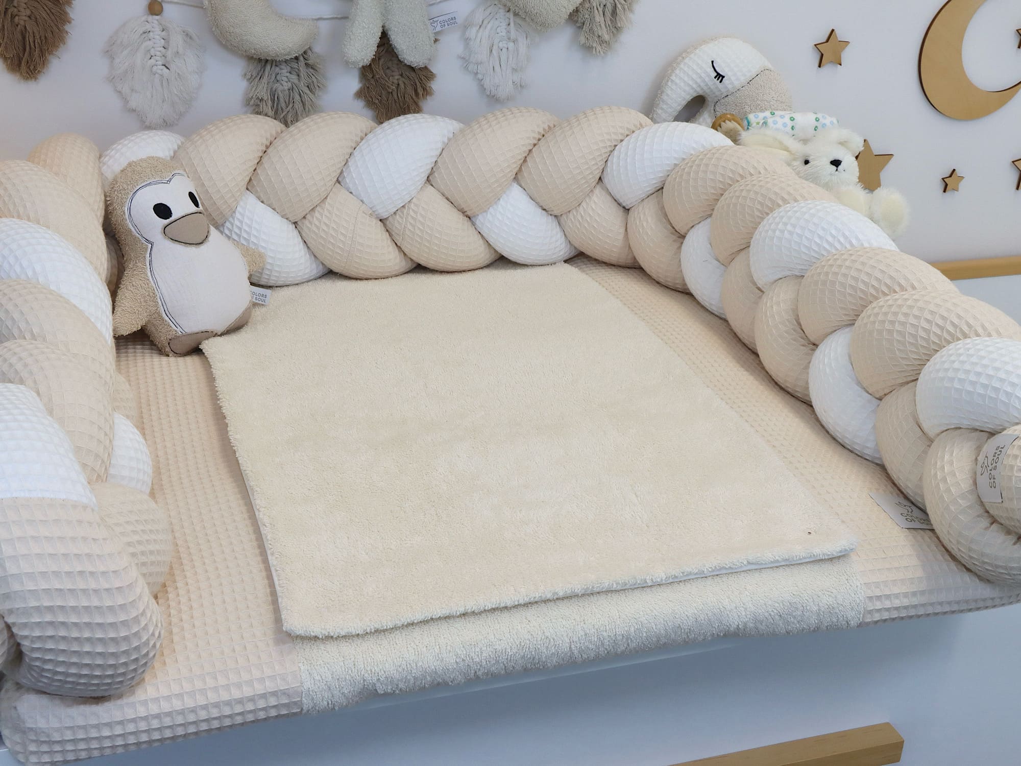 2-er Set Wickelauflage mit Bezug & geflochtener Bettschlange – Waffelpique & Frottee Hellbeige