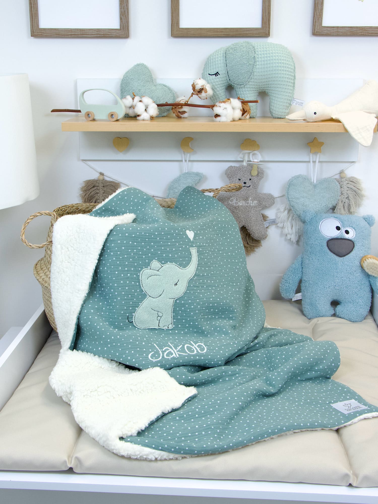 Kuscheldecke Elefant mit Herz - Musselin mit weißen Punkten altgrün / Teddyplüsch creme