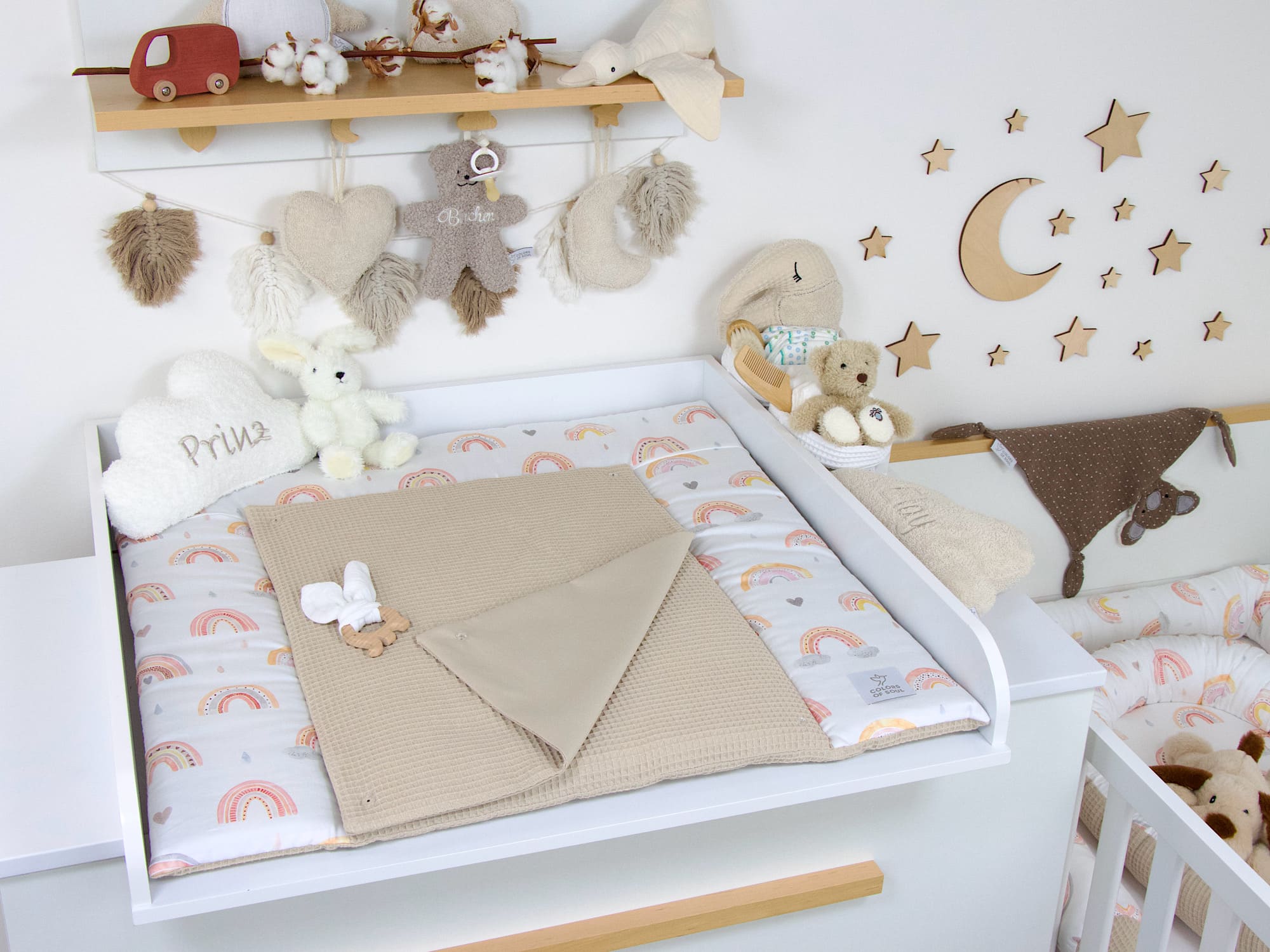 3-er SET - Wickelauflage, Bettschlange, Babynestchen - Regenbogen Aquarell / Waffelpique beige