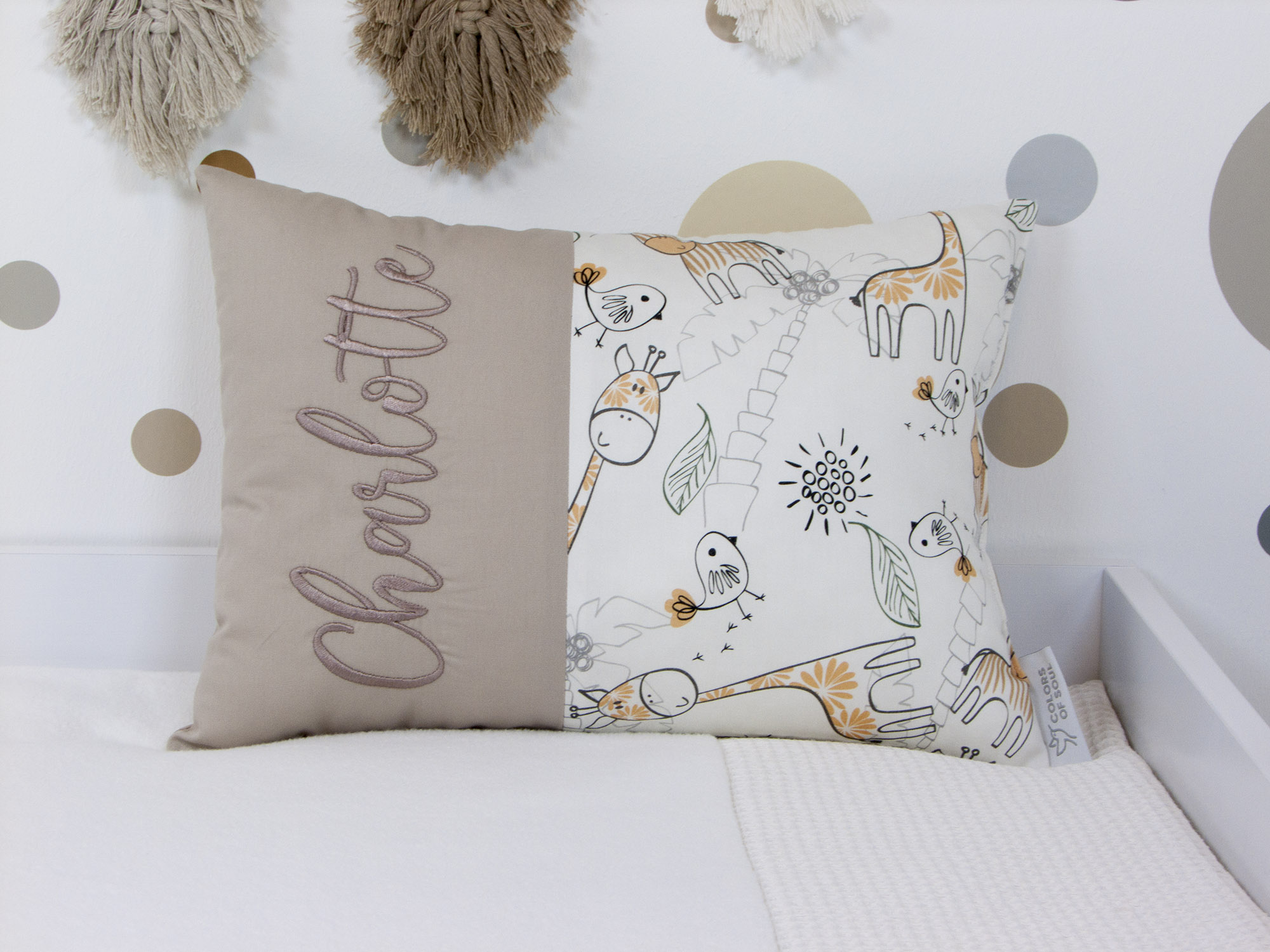 Babykissen Giraffe und Zebra / sand