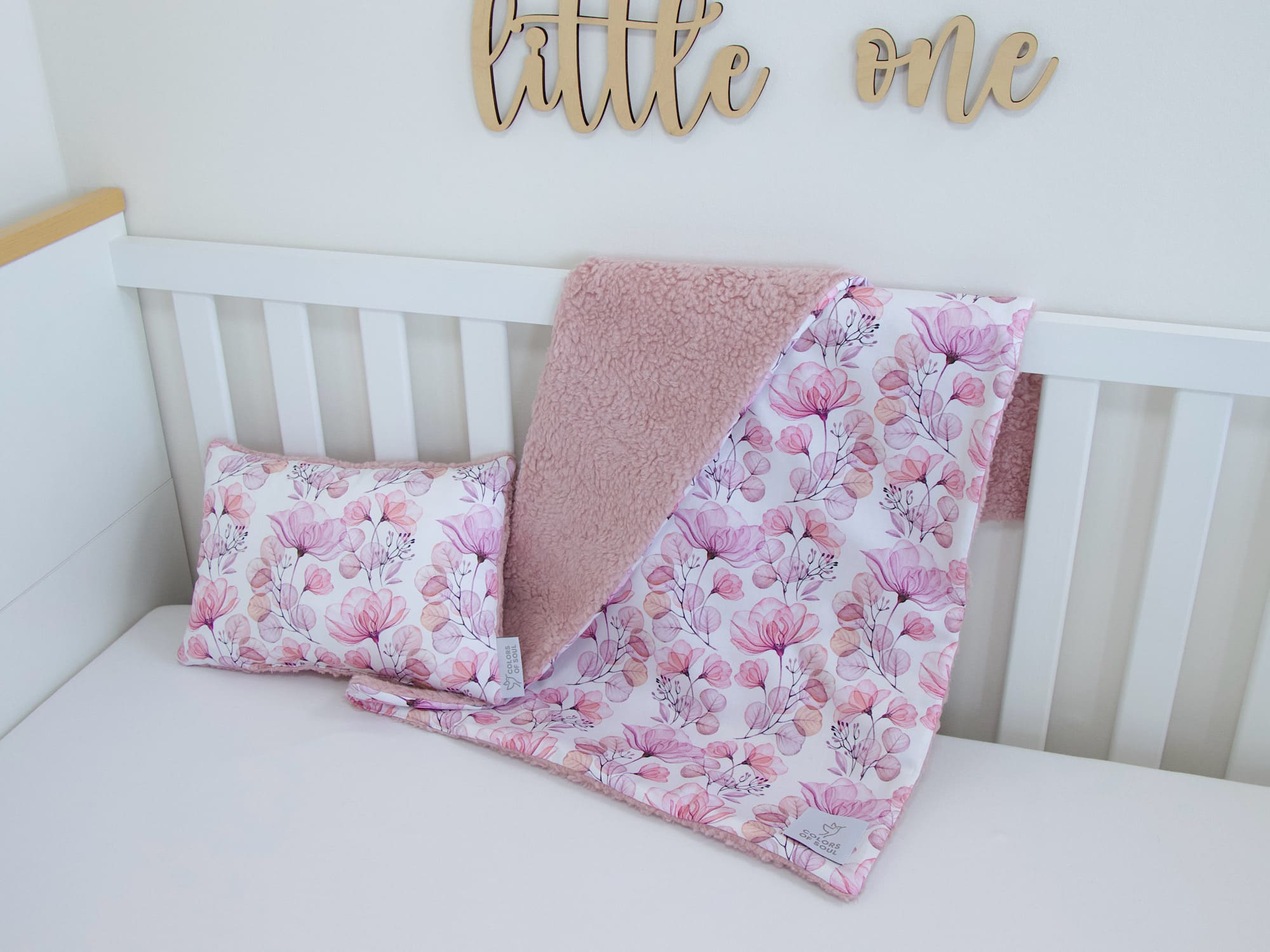 Babydecke - Tulpenmagnolie Aquarell groß / Teddyplüsch creme