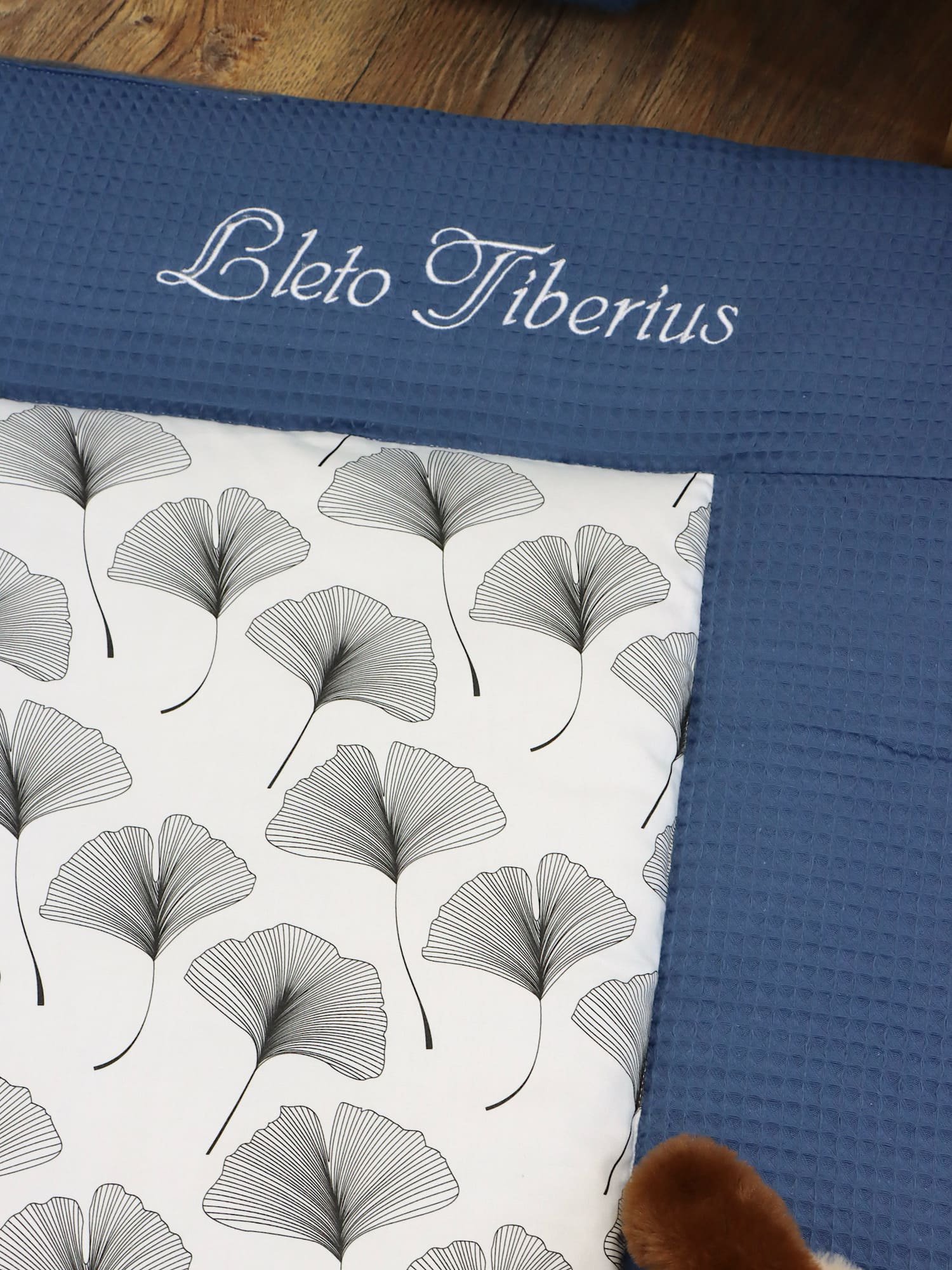 Krabbeldecke Baby handgemacht Jeansblau Waffelpique Rand