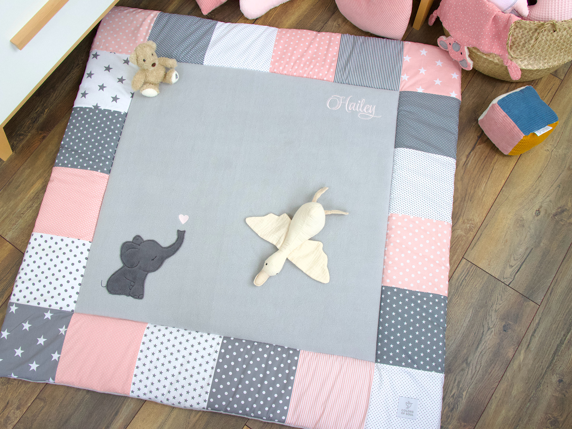 Personalisierte Babydecke Rosa mit Elefanten-Applikation