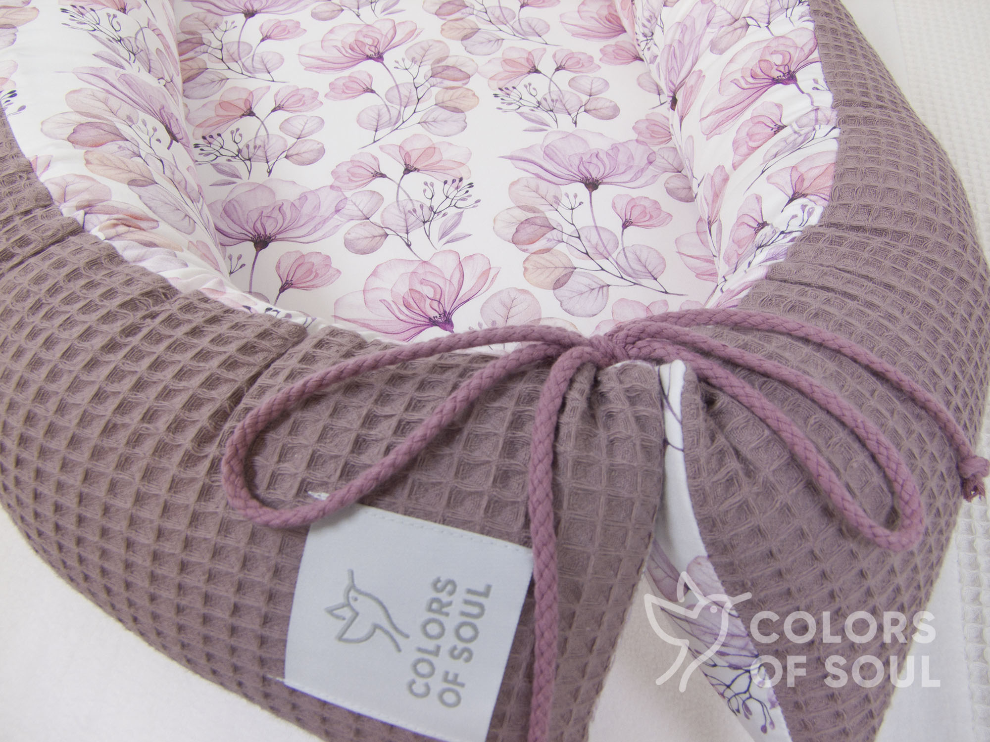 Babynest - Tulpenmagnolie Aquarell / Waffelpique alte malve