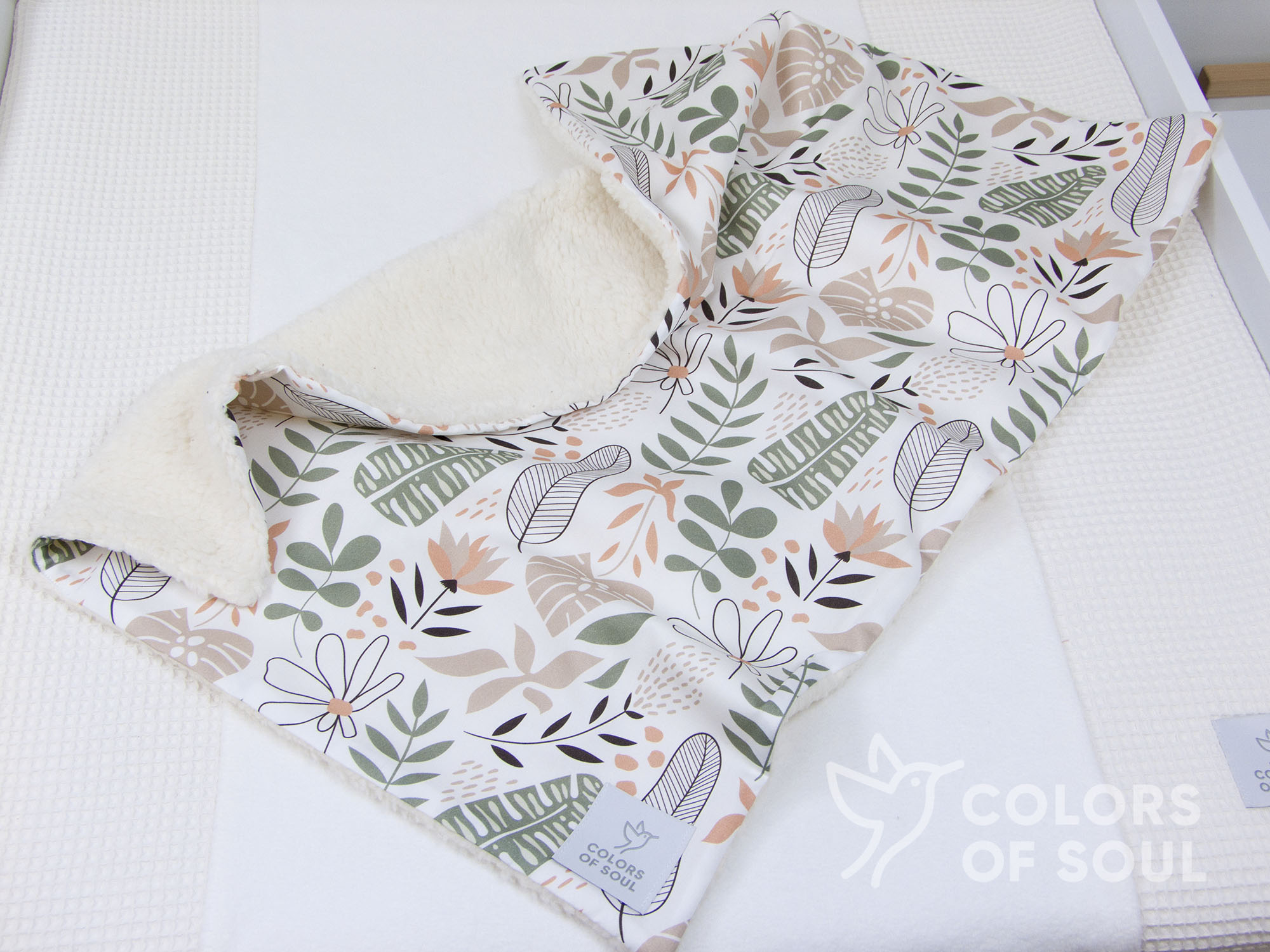 Babydecke - tropical Blumen pastell / Teddyplüsch creme