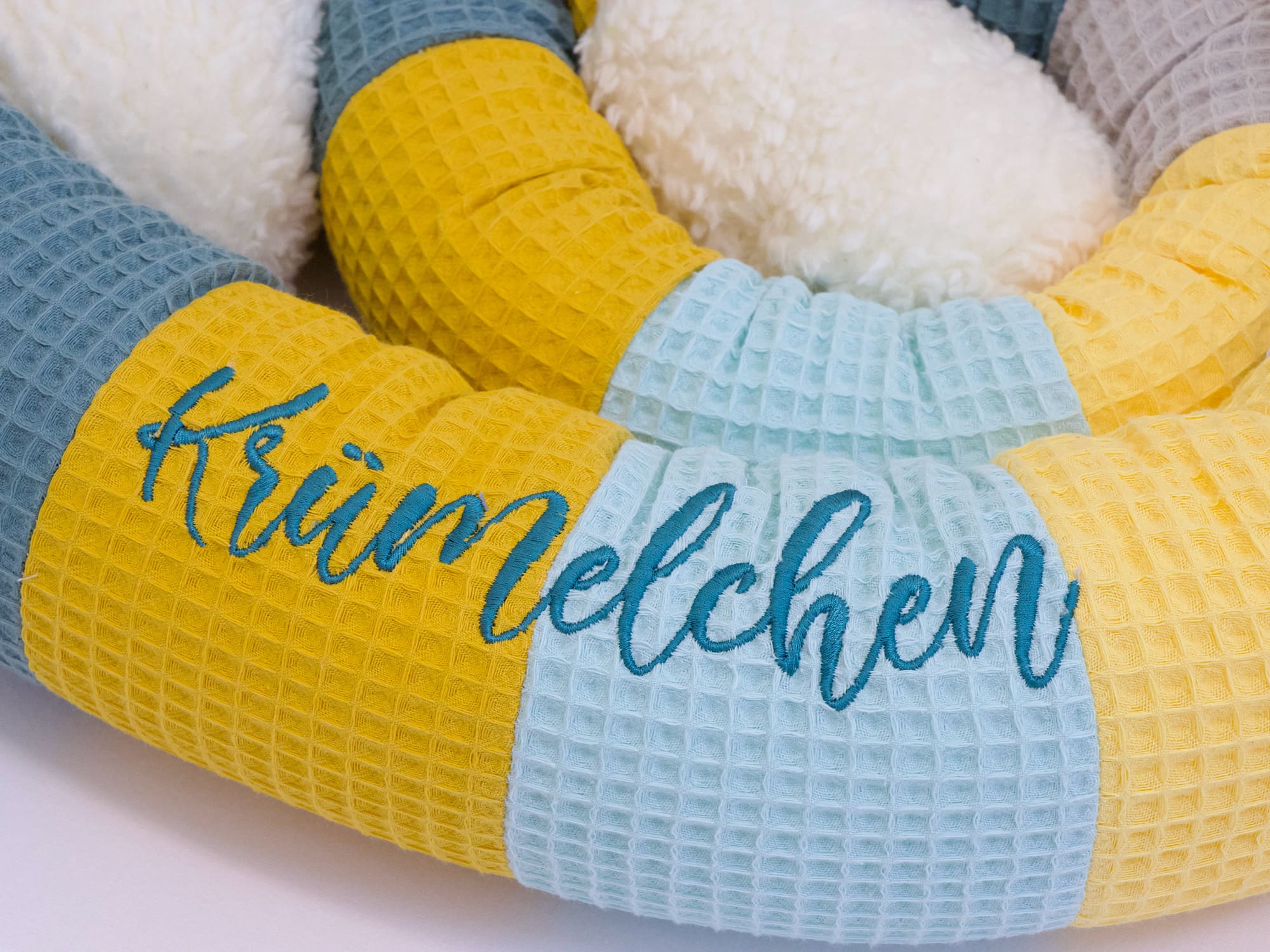 Personalisierte Puckschnecke: Waffelpique creme, altrosa, beige, alt malve, hellrosa